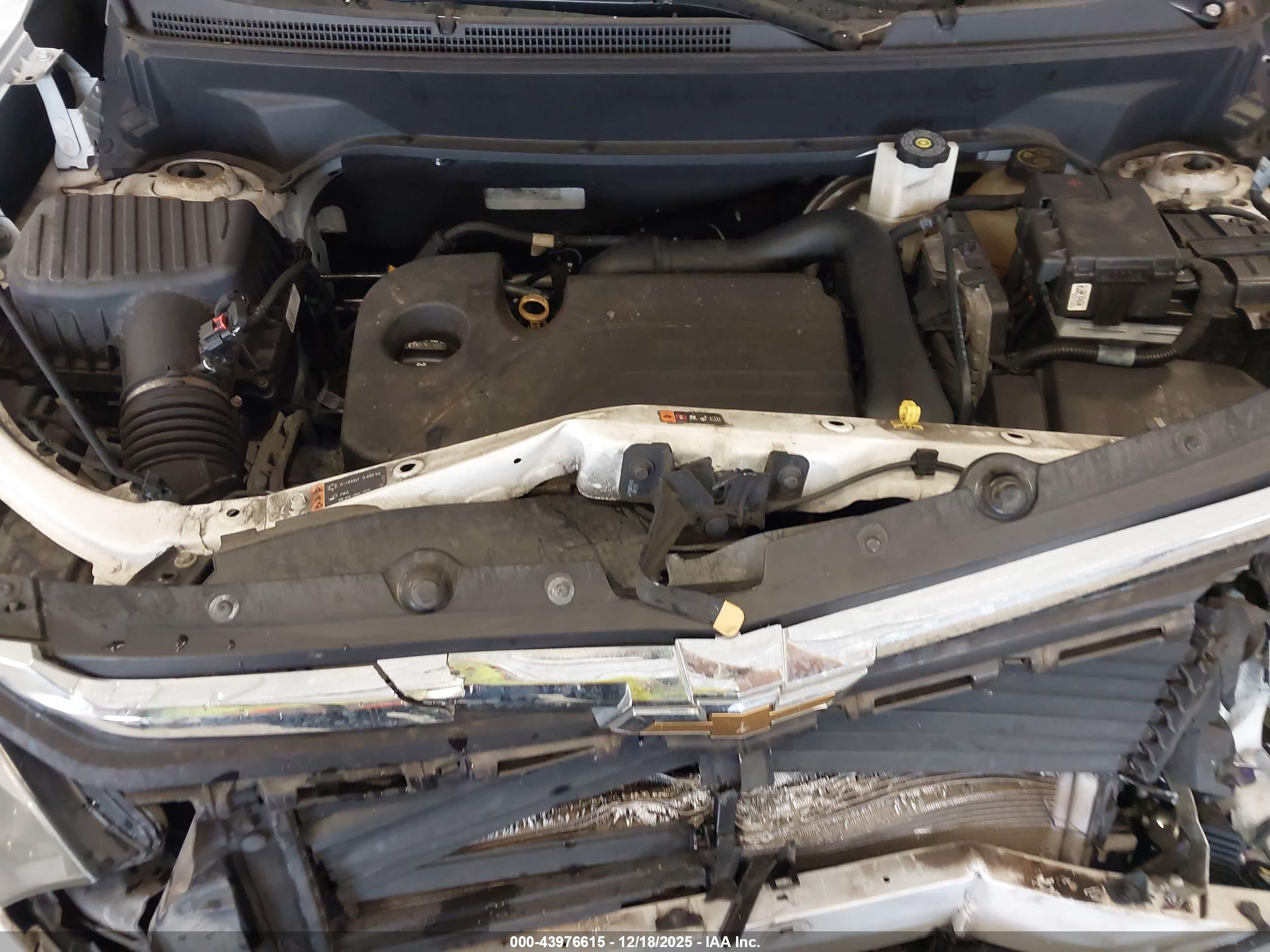 CHEVROLET EQUINOX image 10