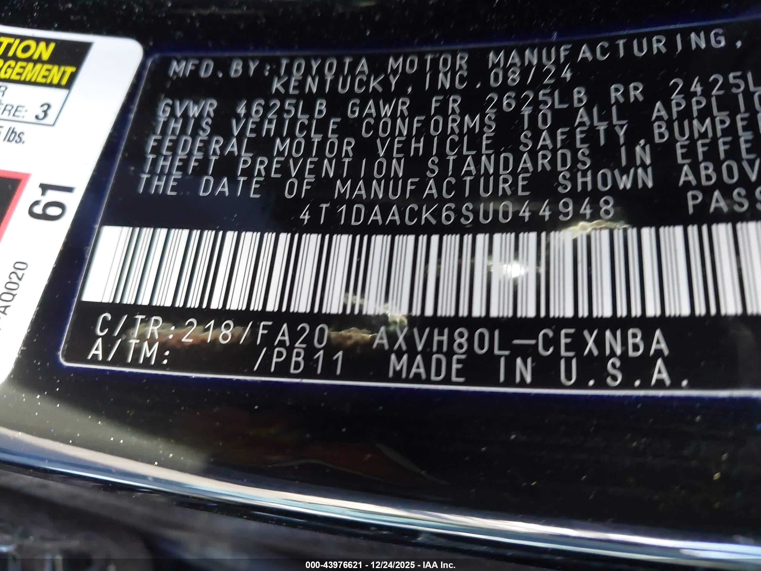 TOYOTA CAMRY image 9