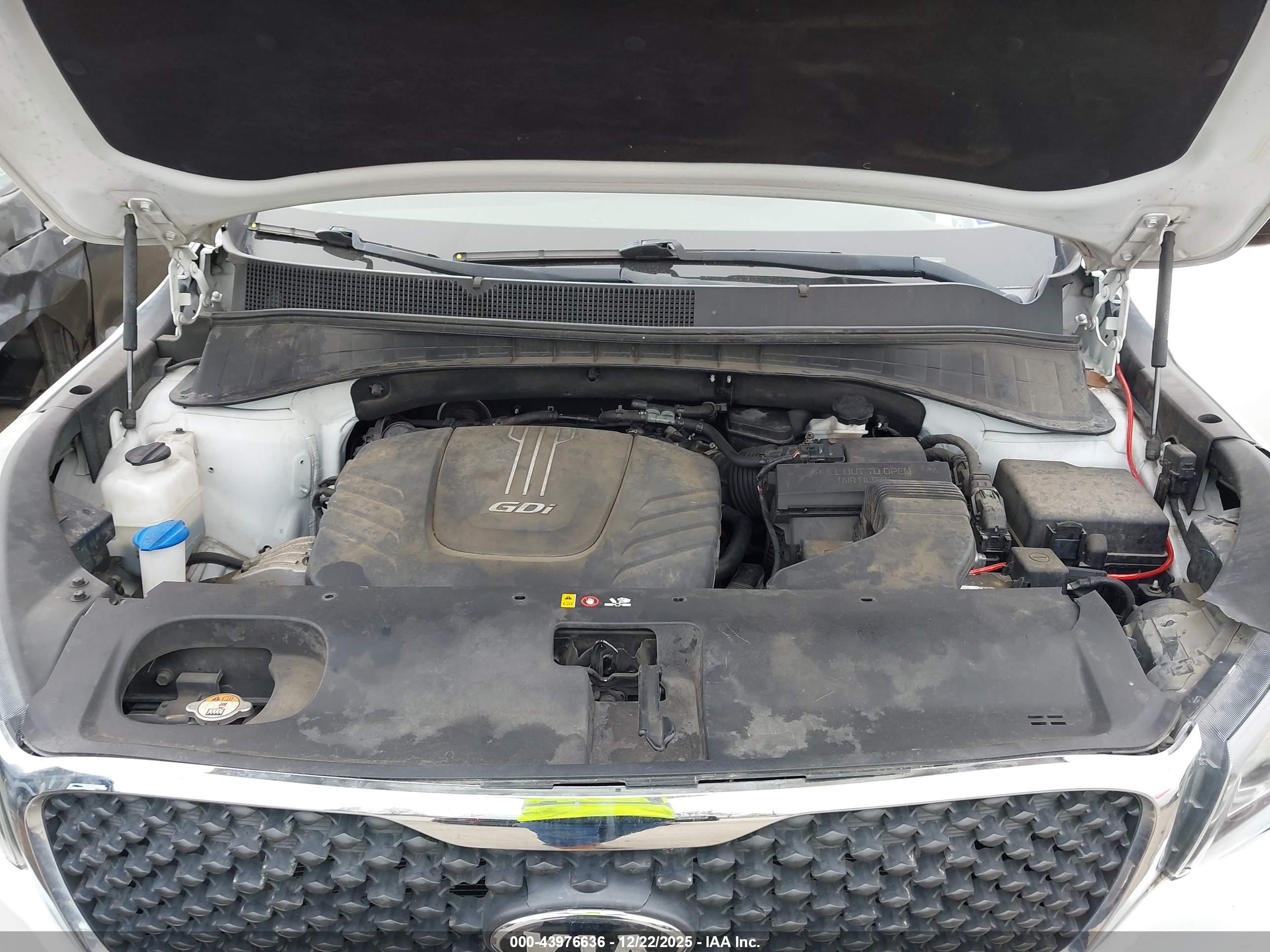 KIA SORENTO image 10