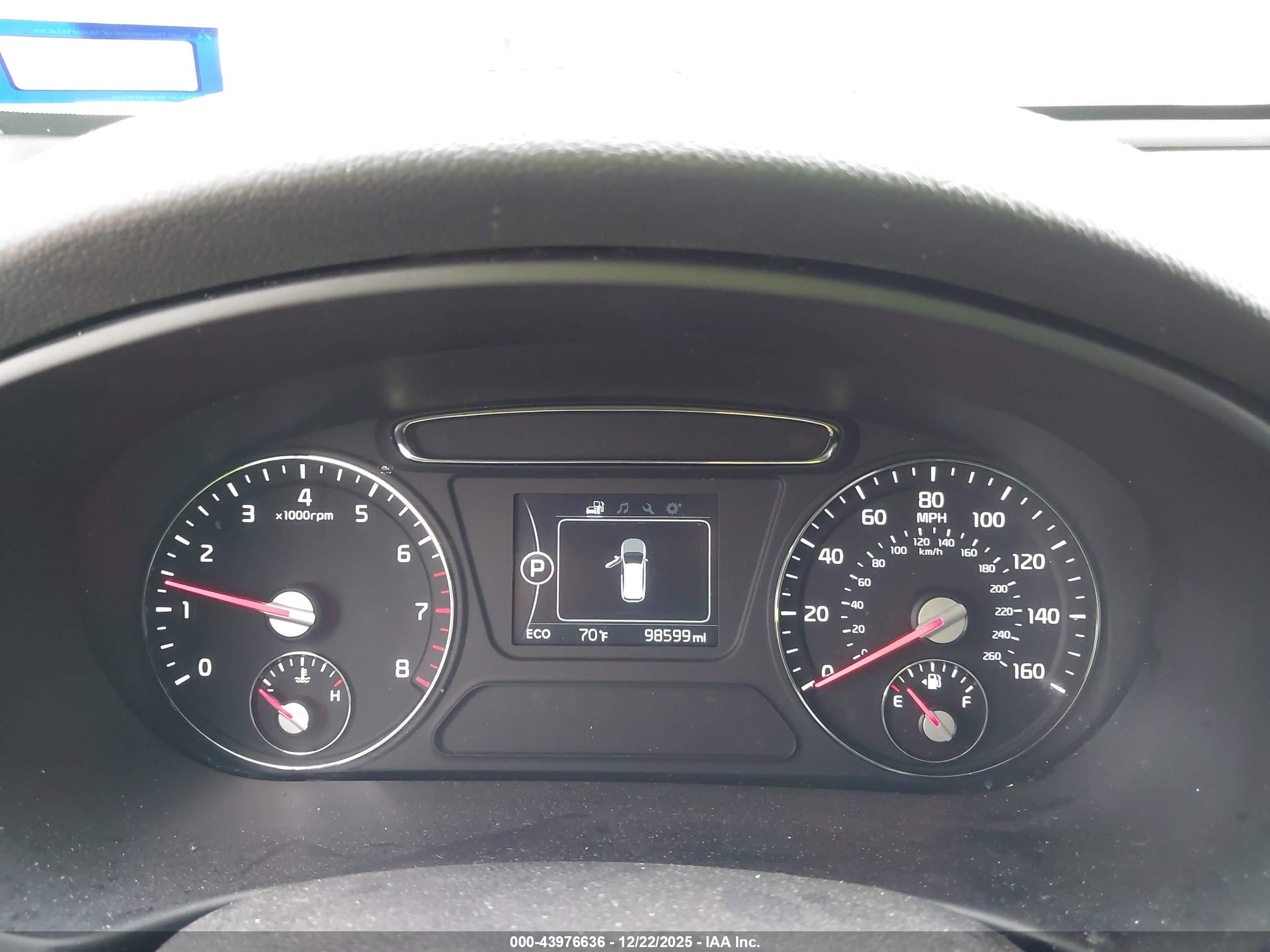 KIA SORENTO image 7