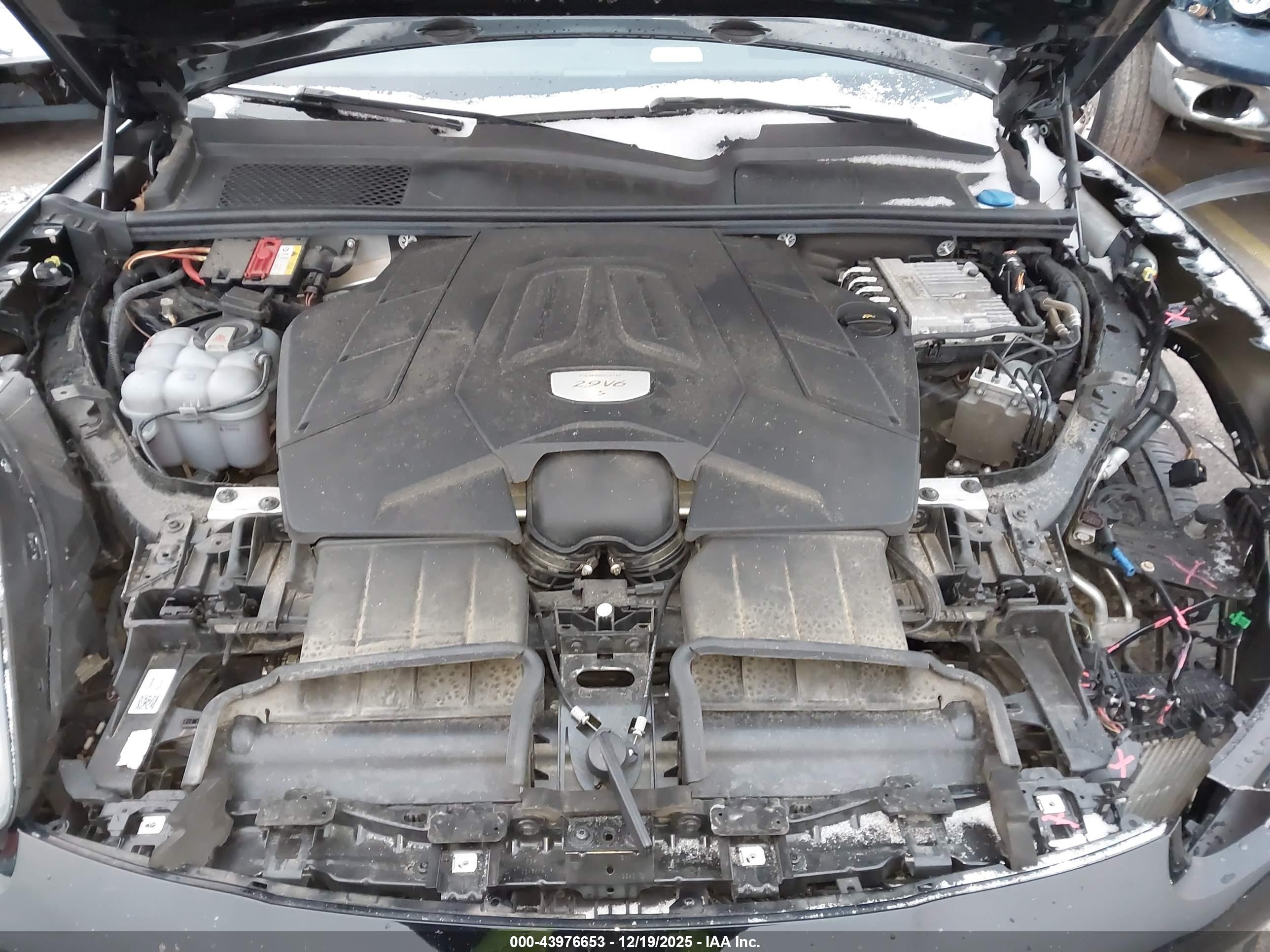 PORSCHE CAYENNE image 10