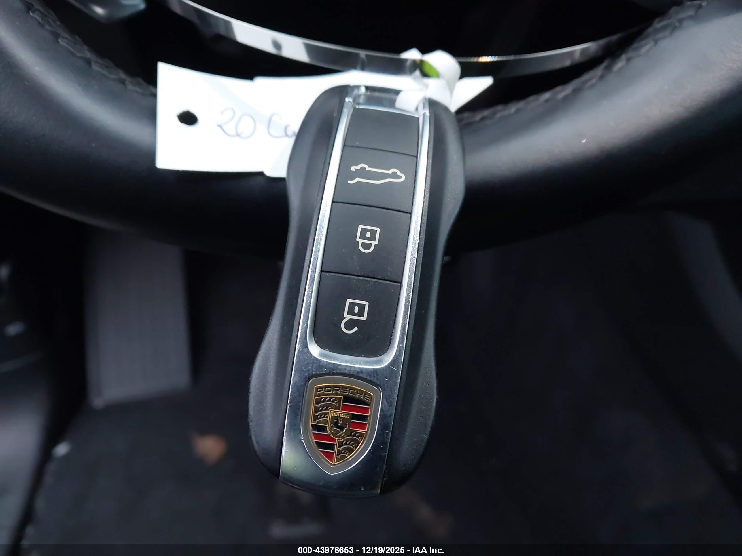 PORSCHE CAYENNE image 11