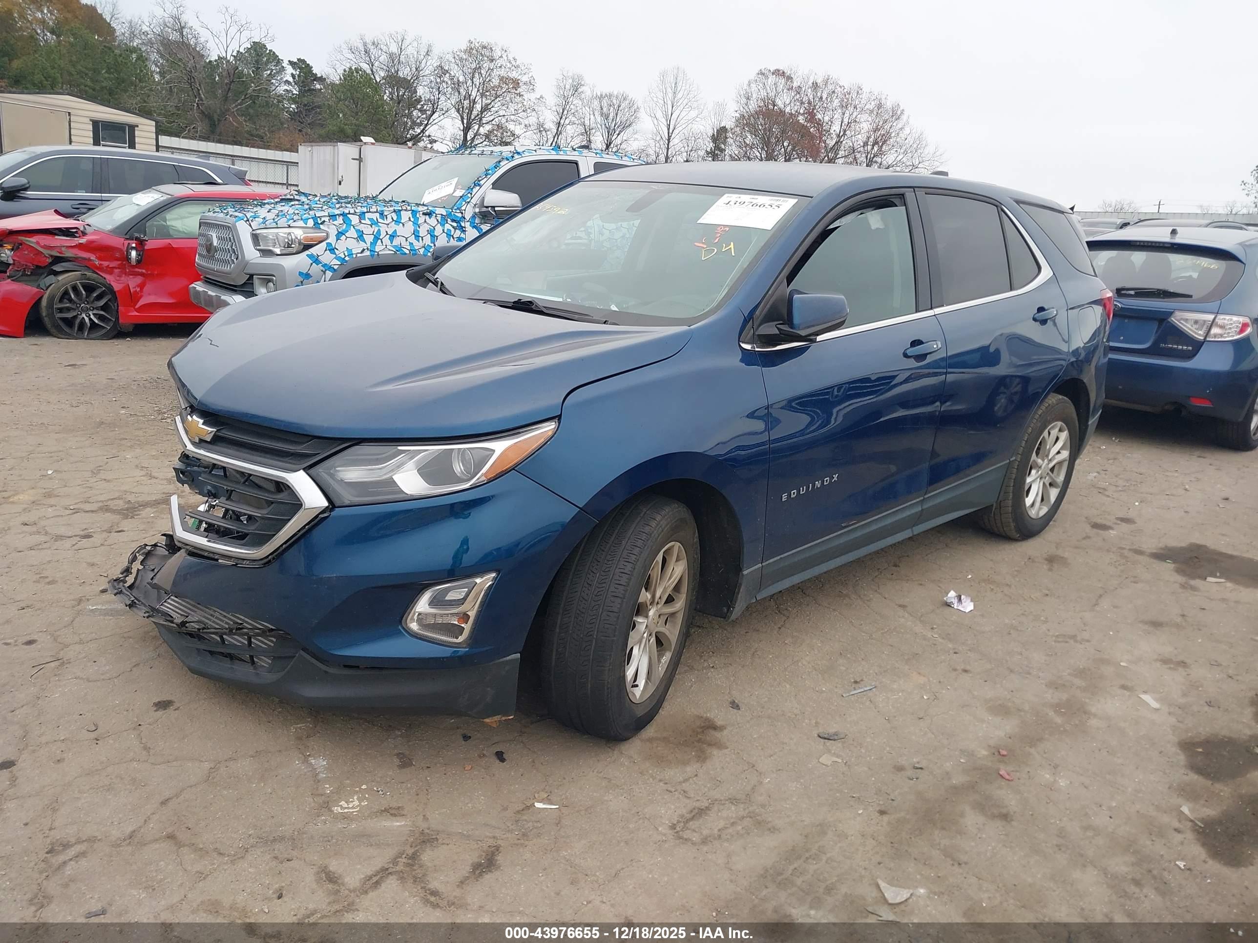 CHEVROLET EQUINOX image 2