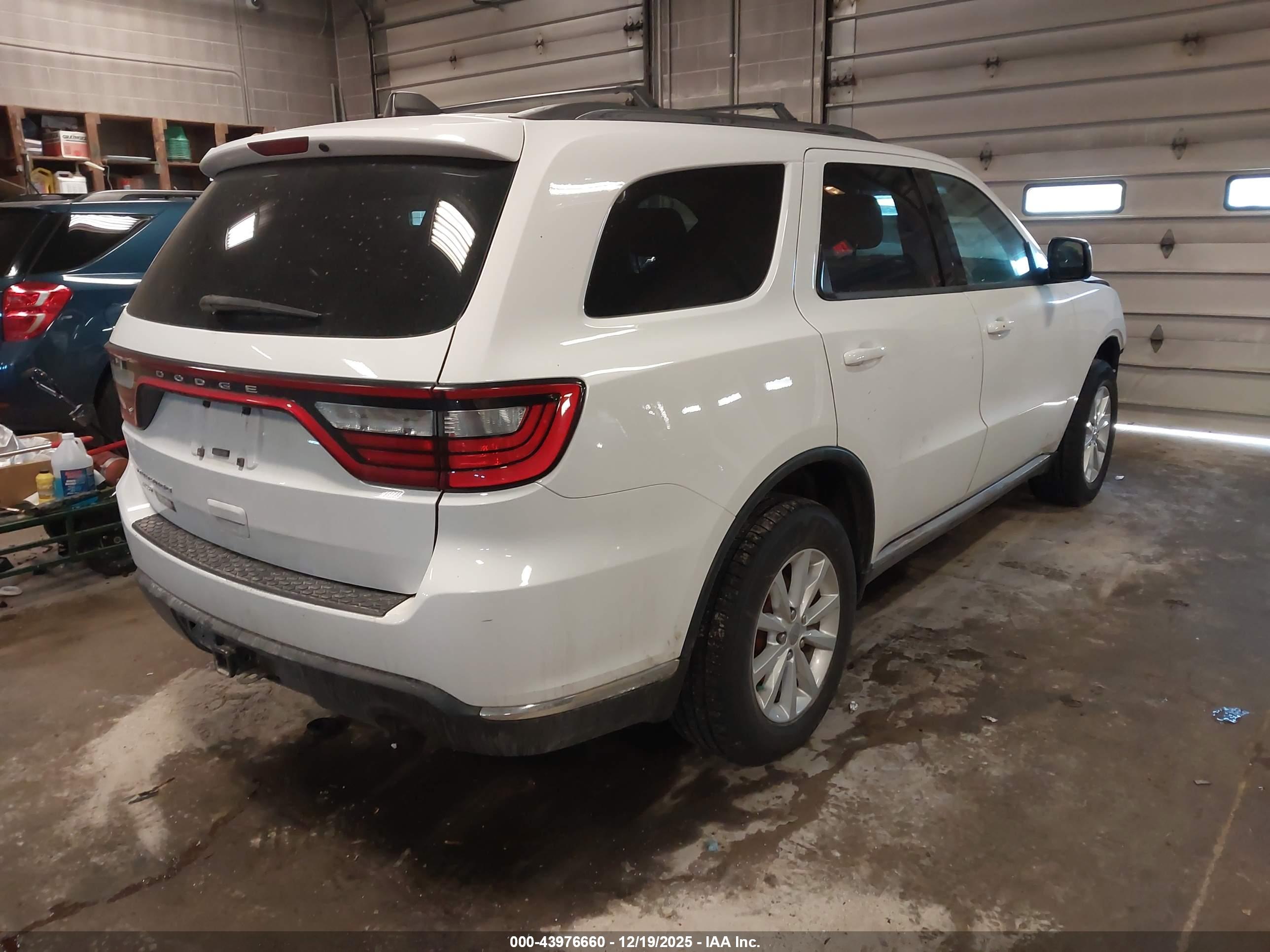 DODGE DURANGO image 4