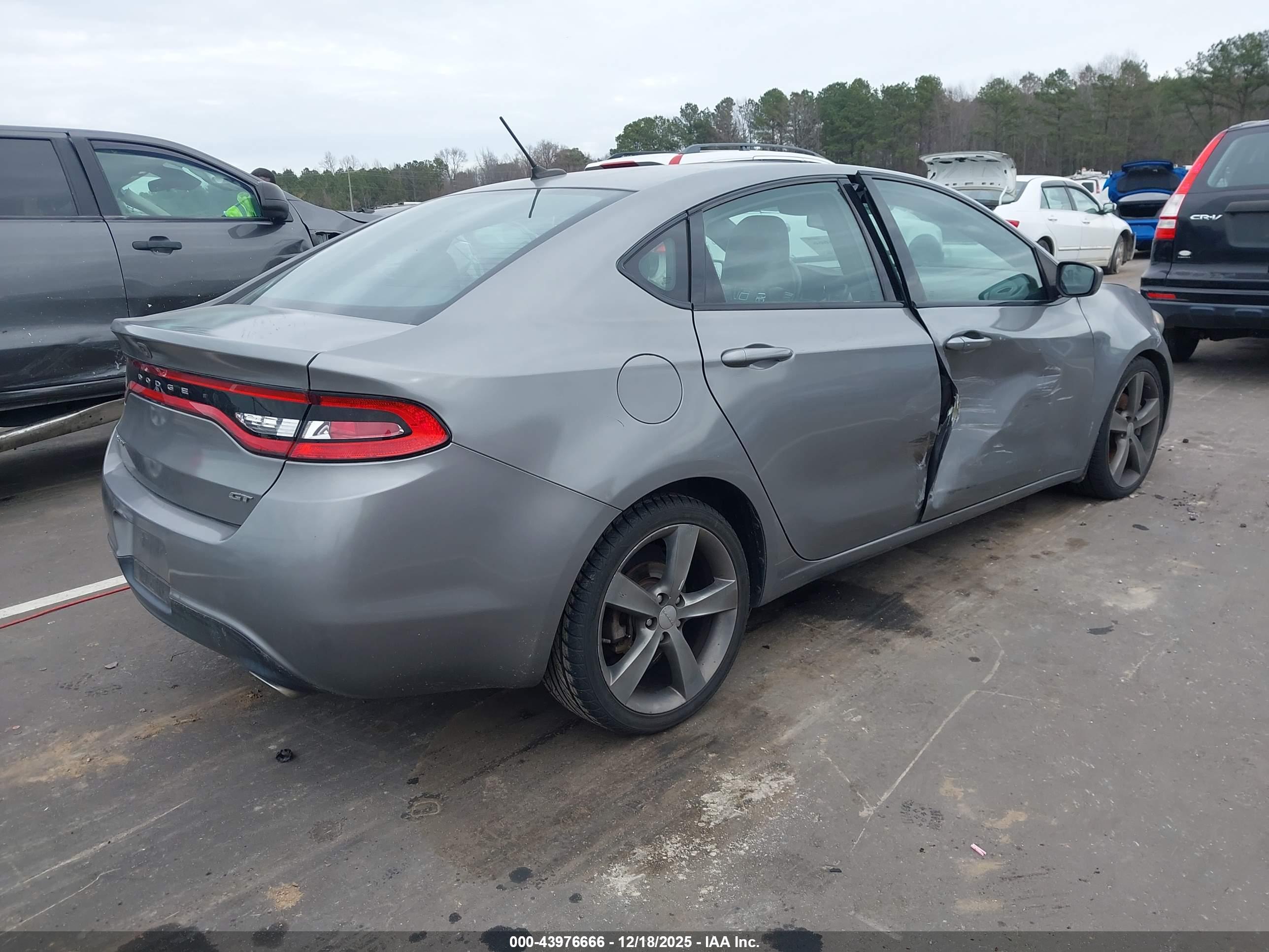 DODGE DART image 4