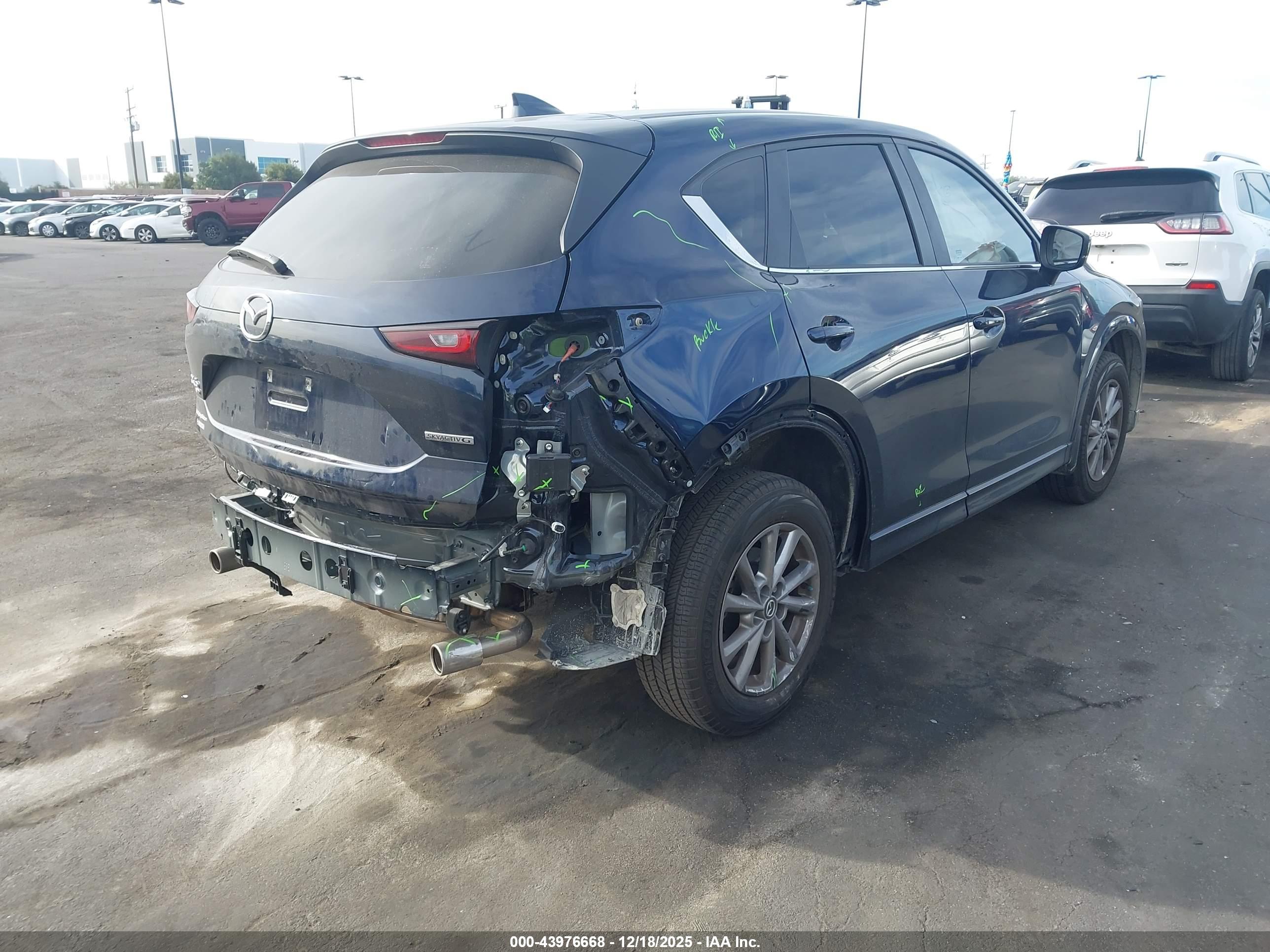 MAZDA CX-5 image 4