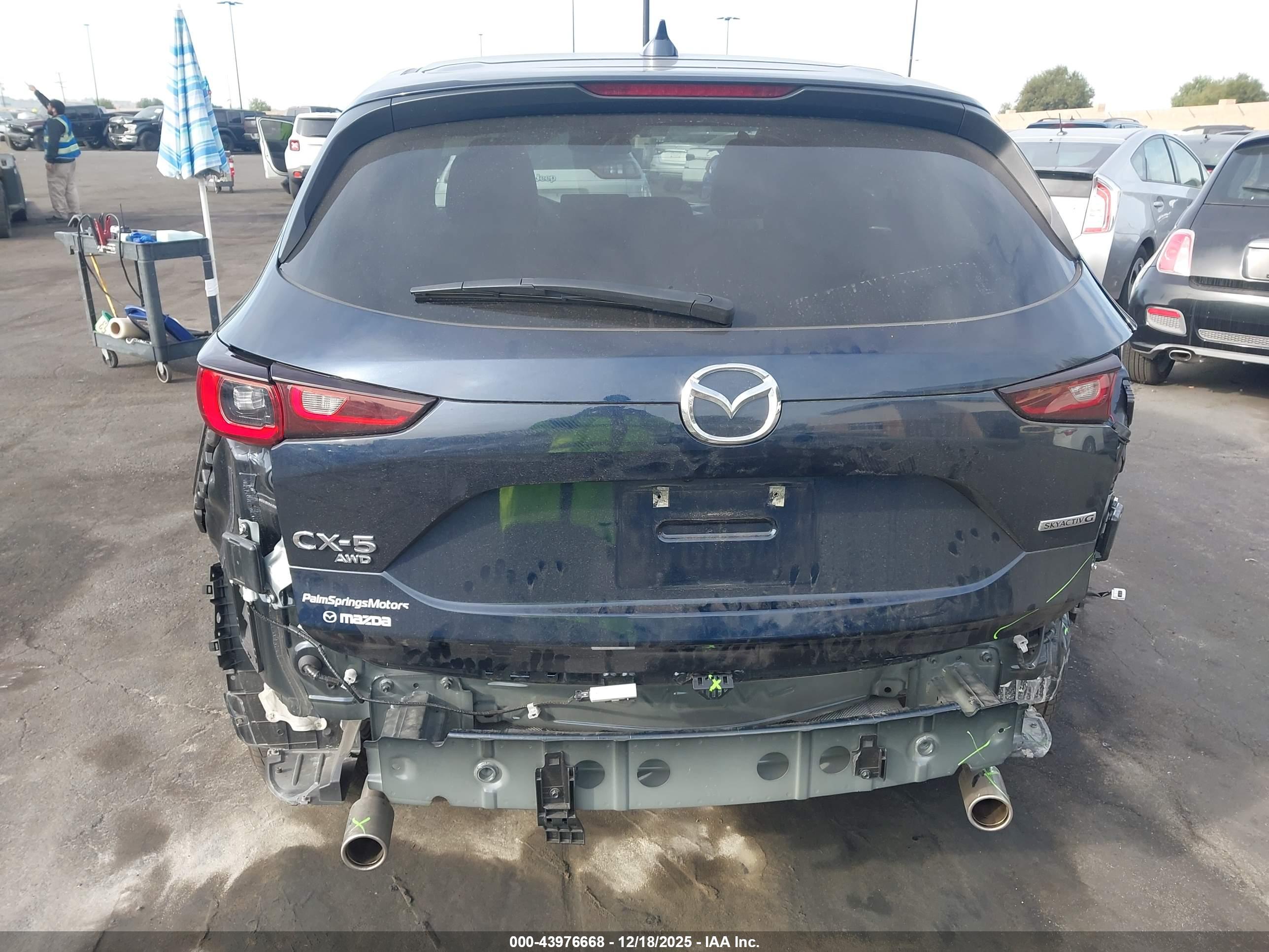 MAZDA CX-5 image 6