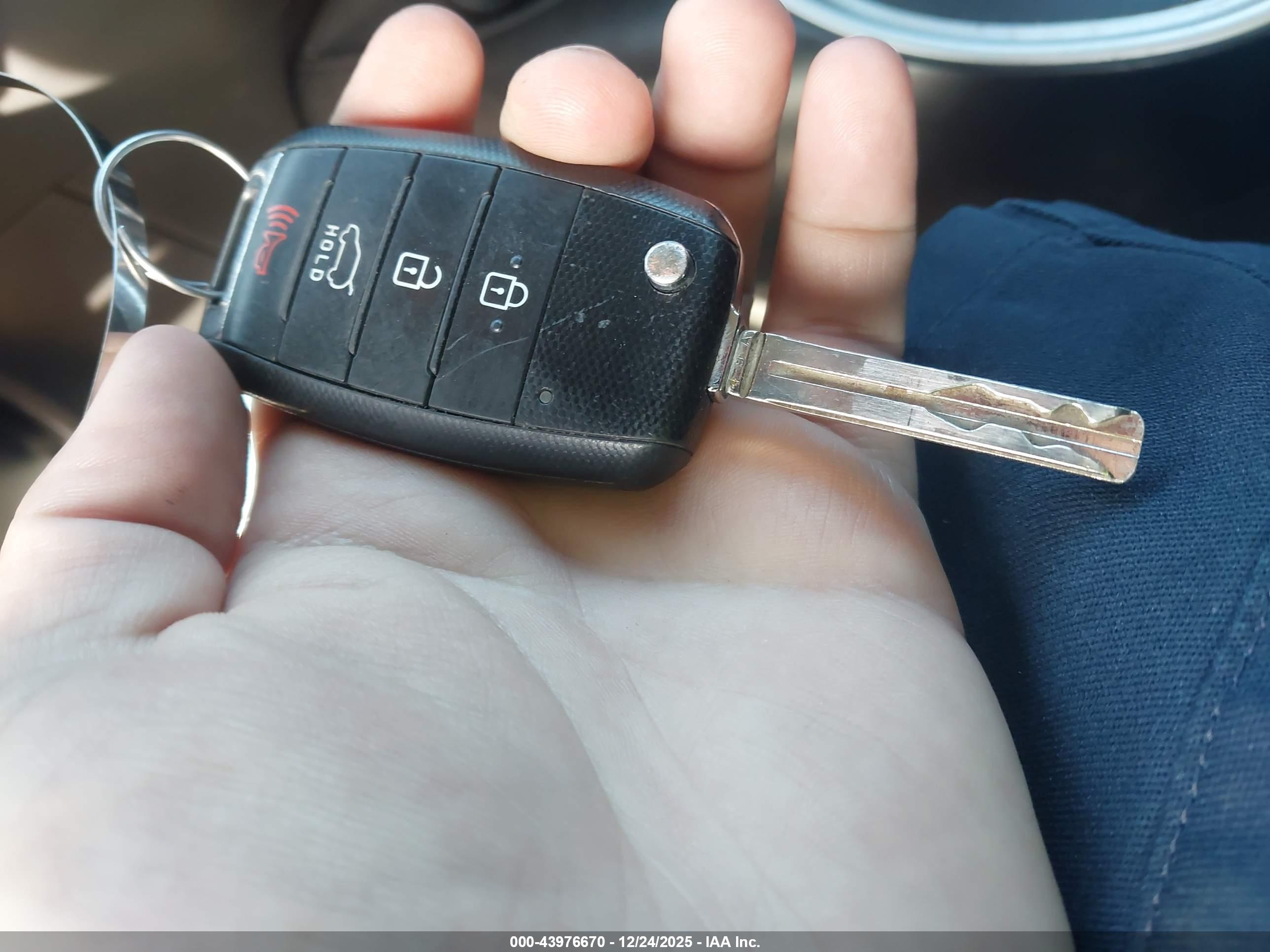 KIA SOUL image 11