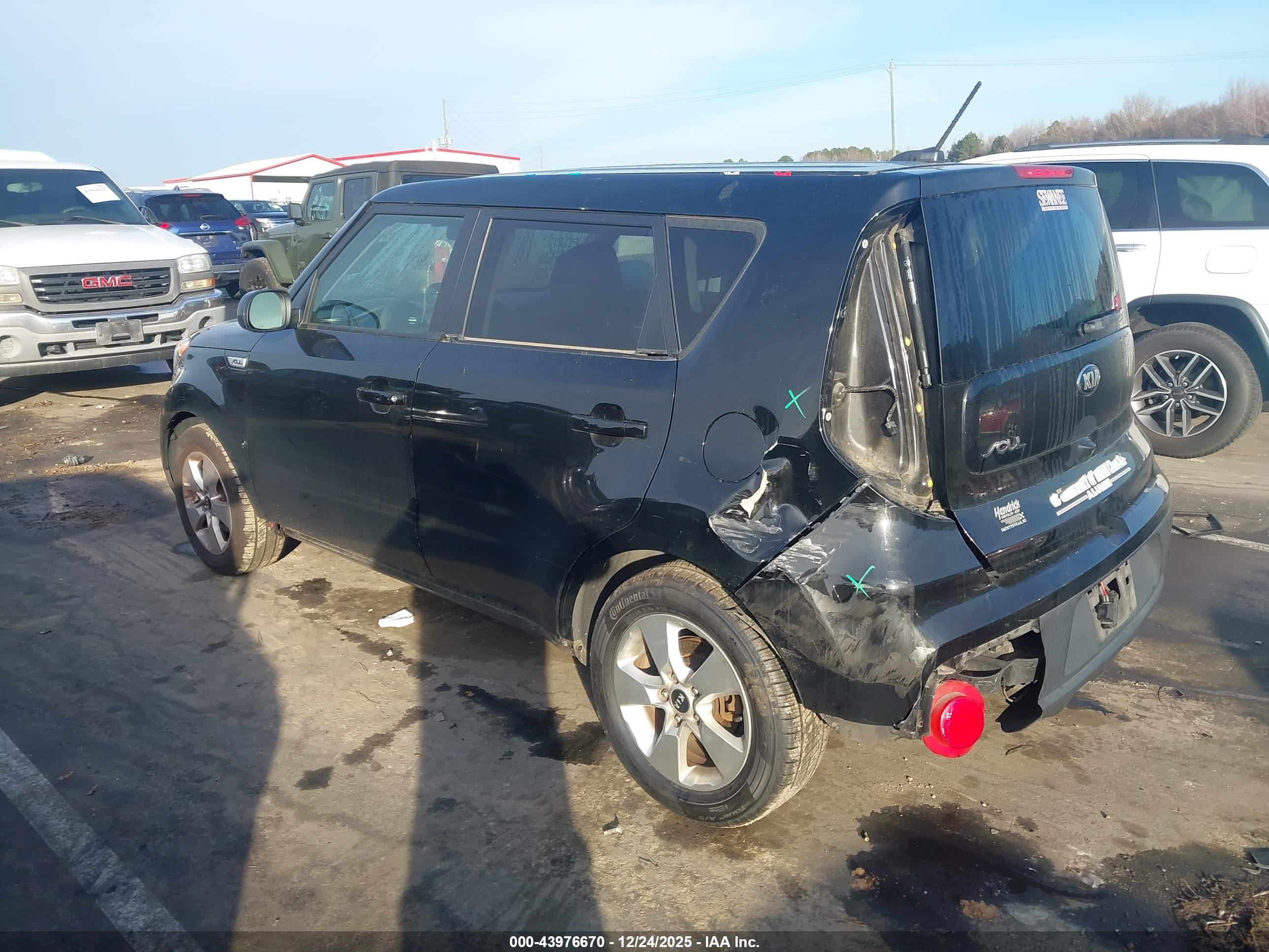 KIA SOUL image 3