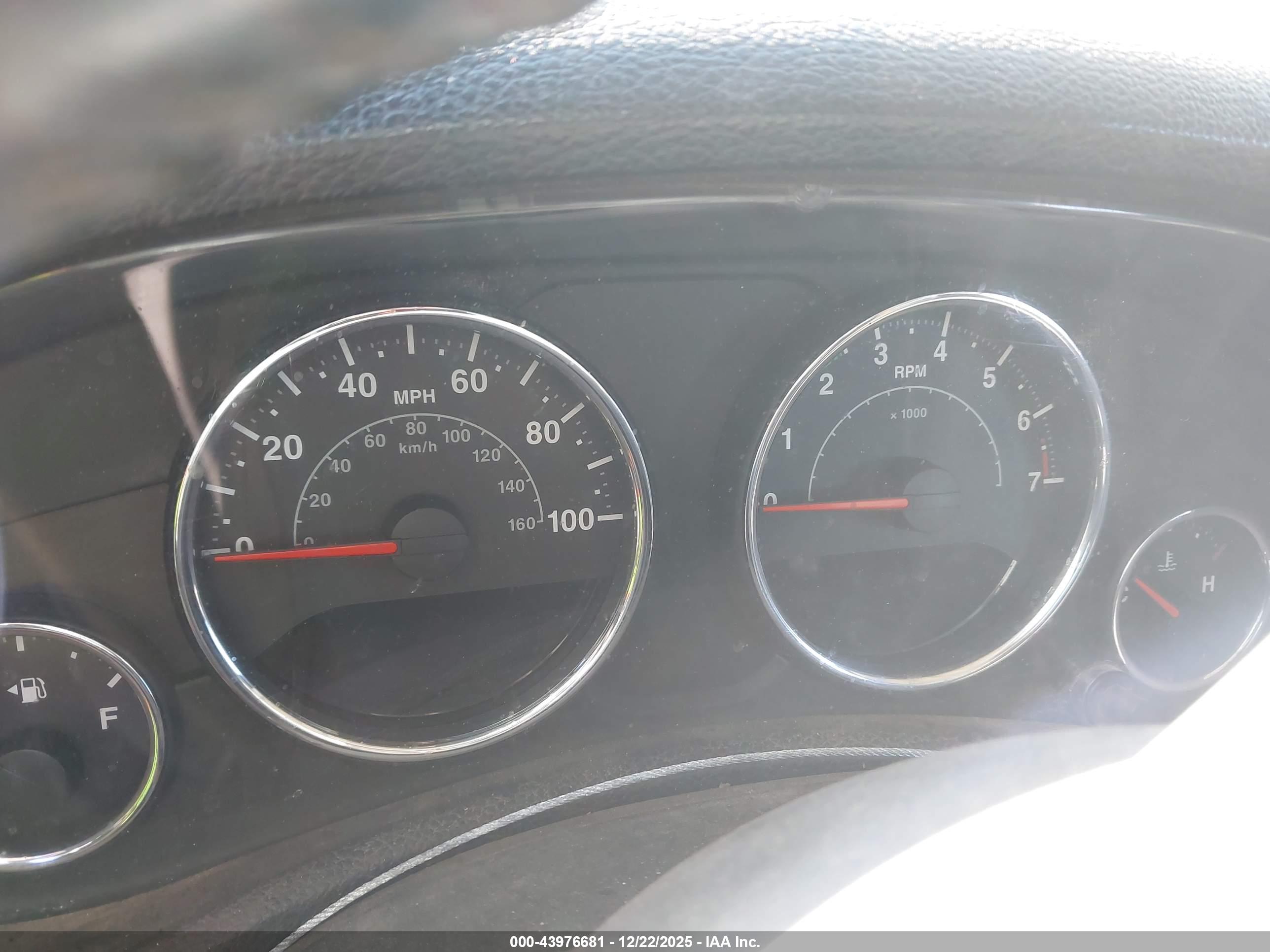 JEEP WRANGLER image 7