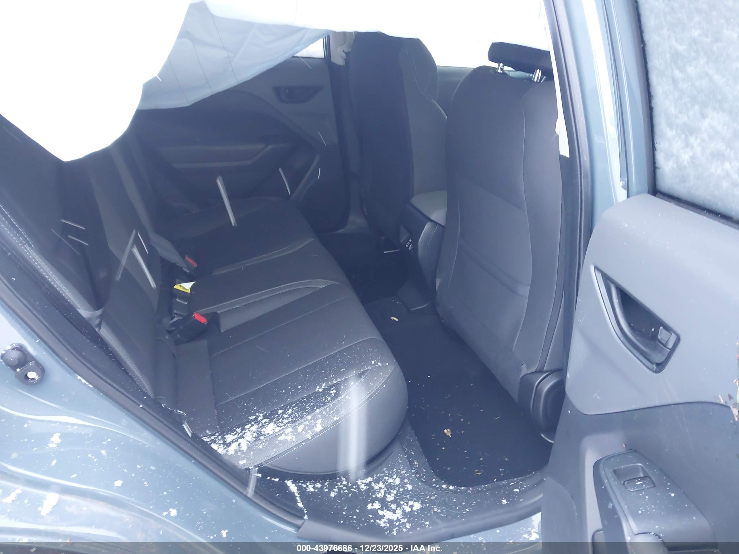 SUBARU CROSSTREK image 8