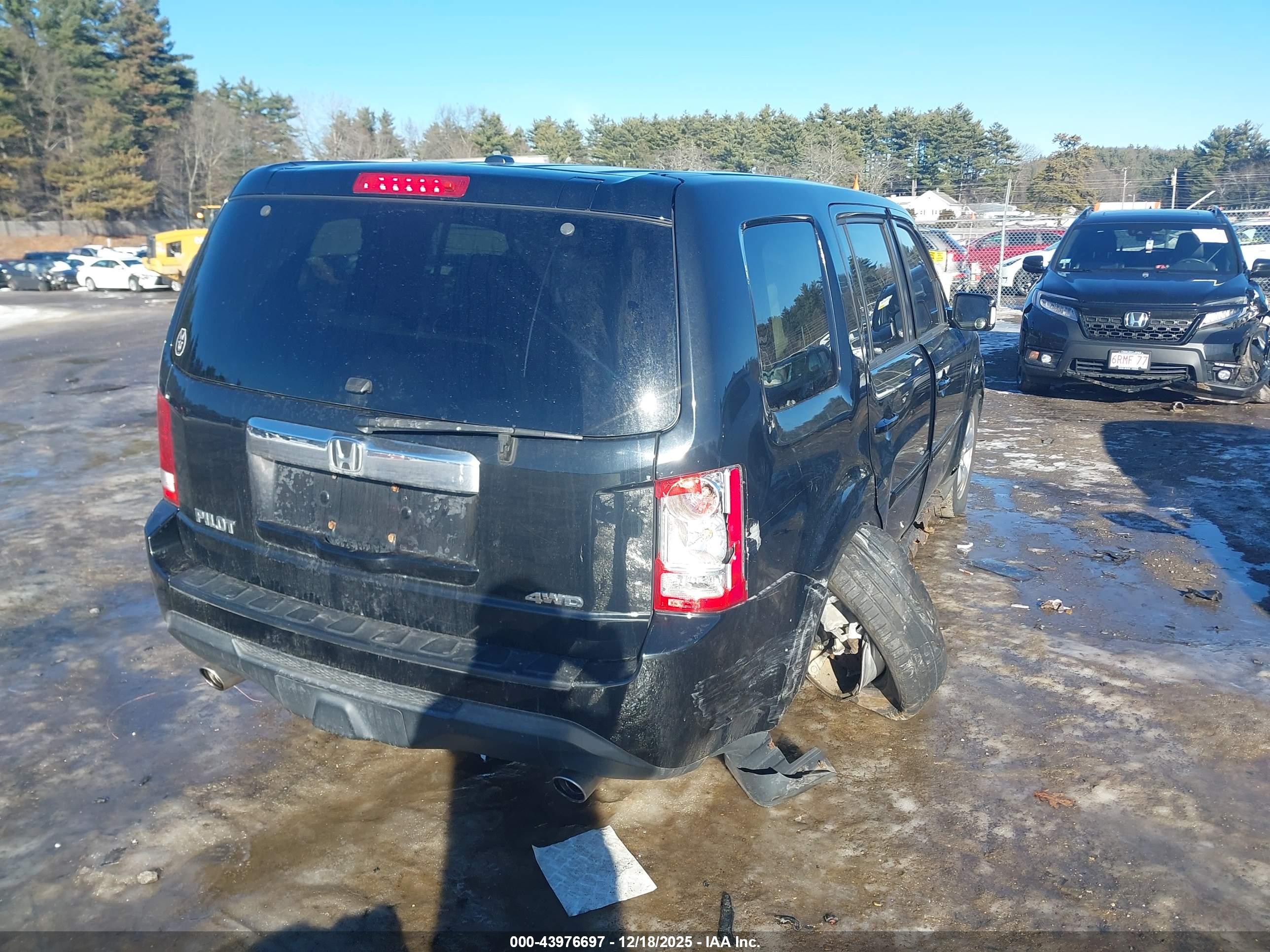 HONDA PILOT image 4