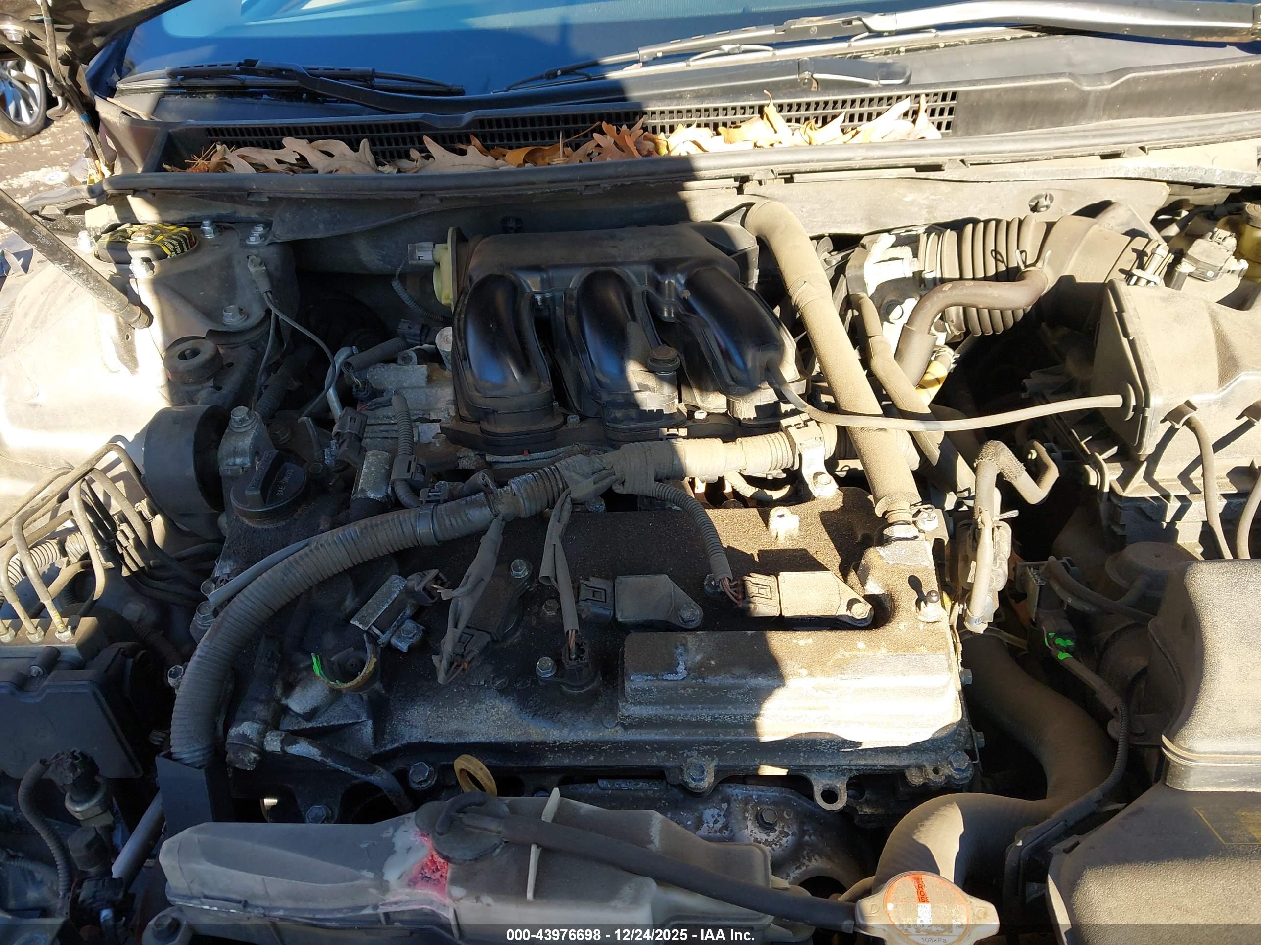 TOYOTA AVALON image 10