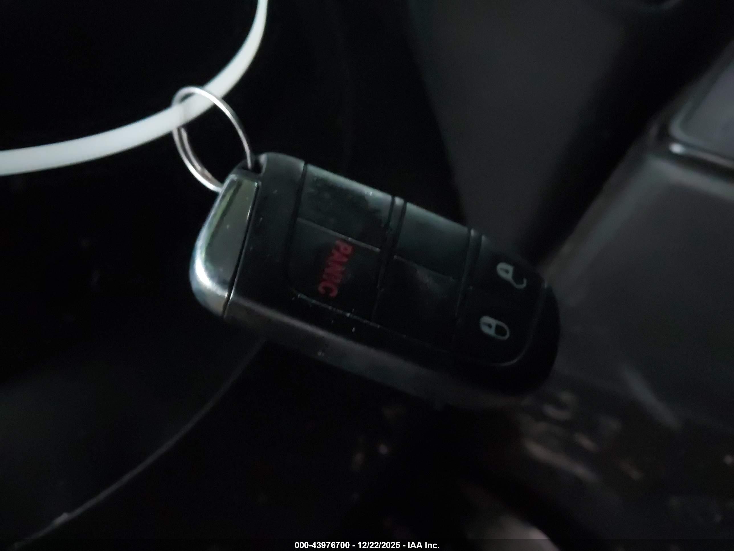 JEEP RENEGADE image 11