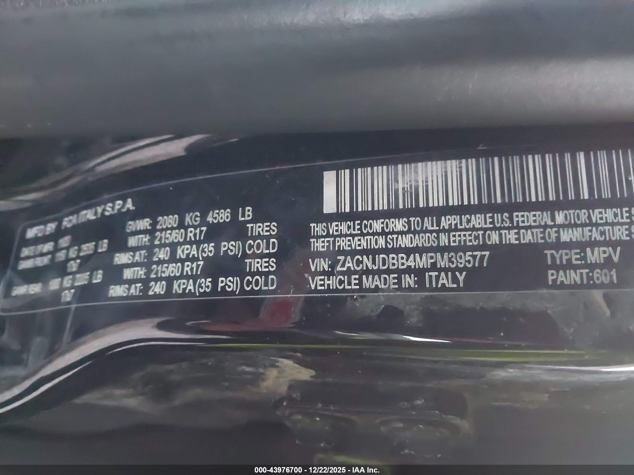 JEEP RENEGADE image 9