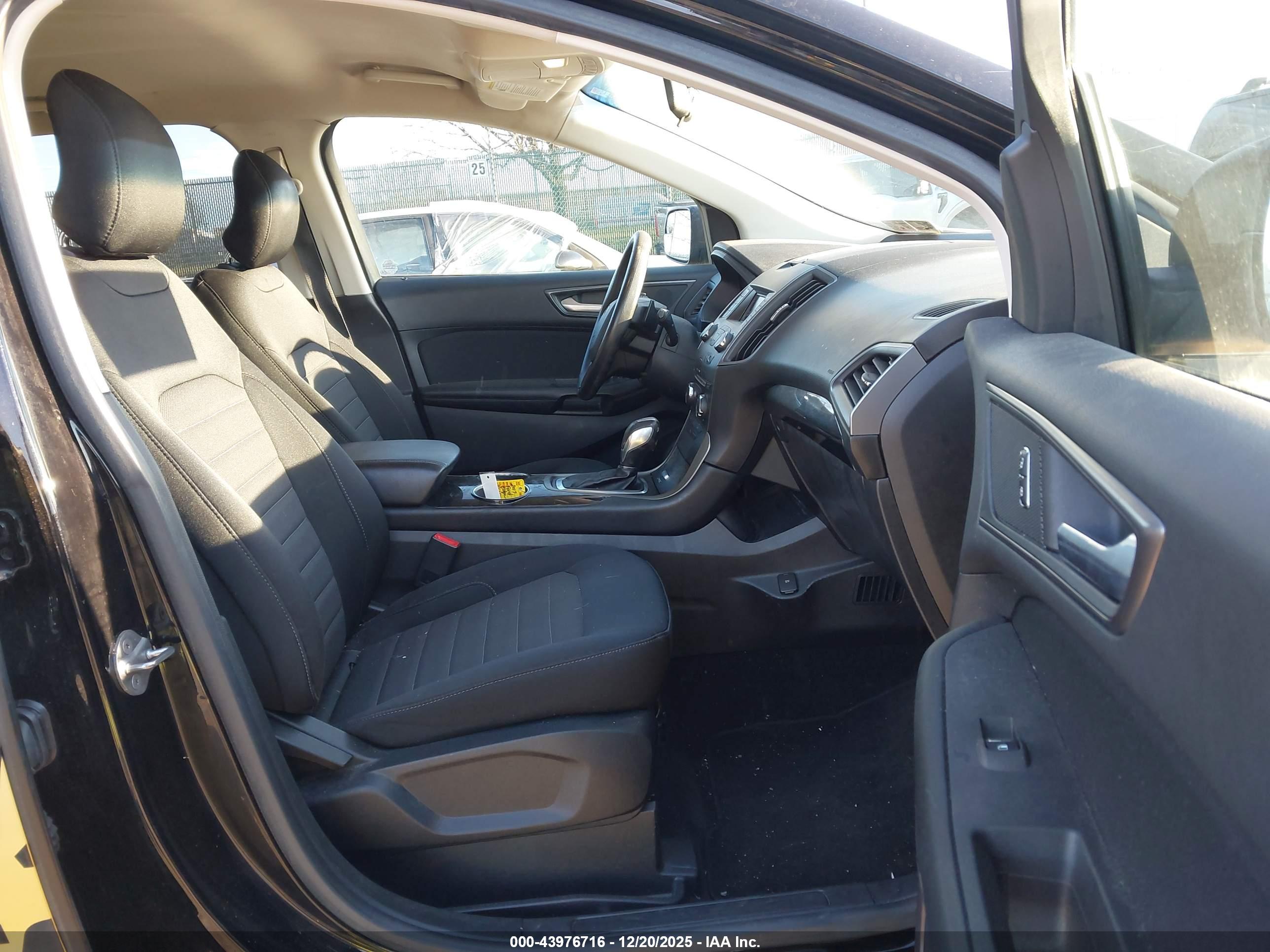 FORD EDGE image 5