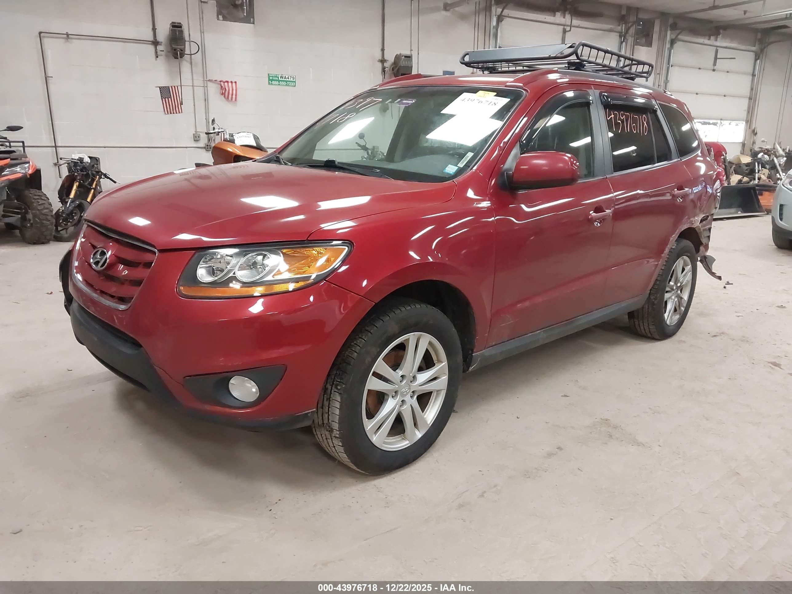 HYUNDAI SANTA image 2