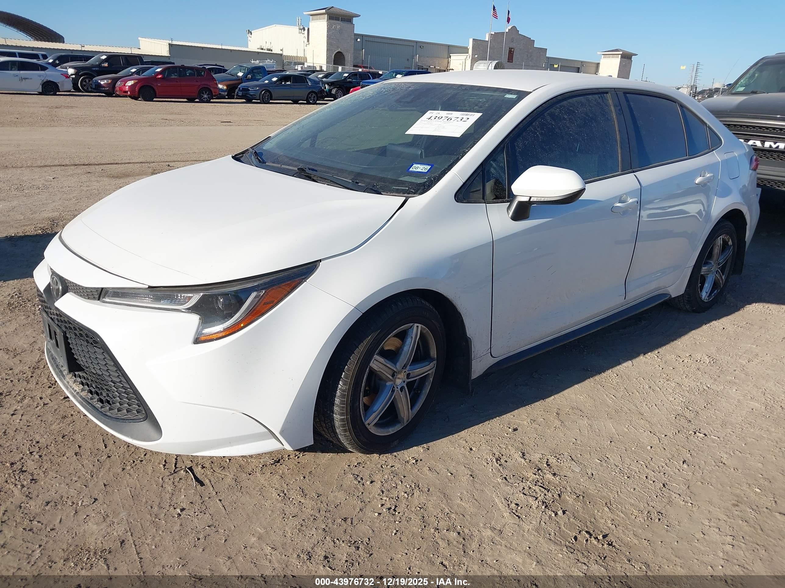 TOYOTA COROLLA image 2