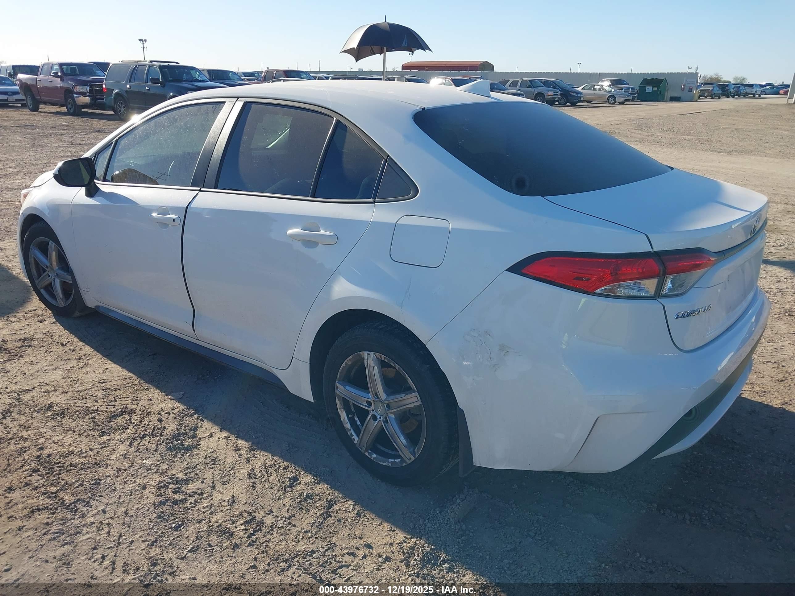 TOYOTA COROLLA image 3
