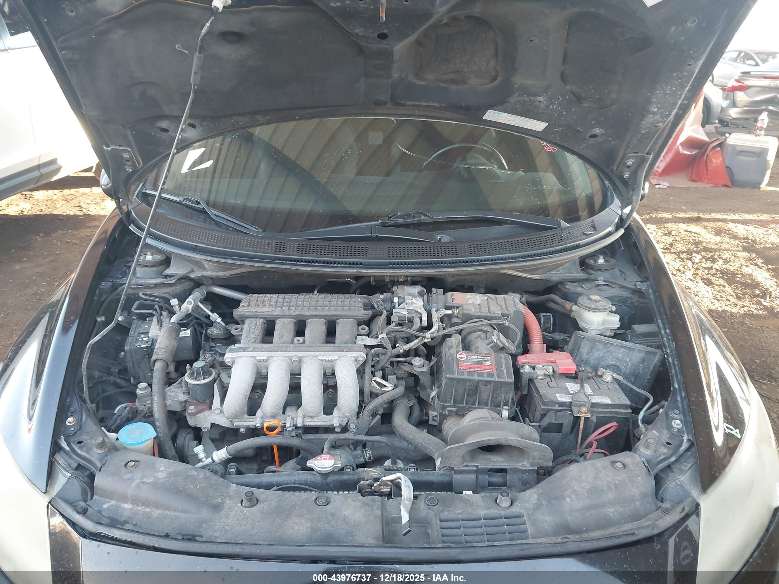 HONDA CR-Z image 10