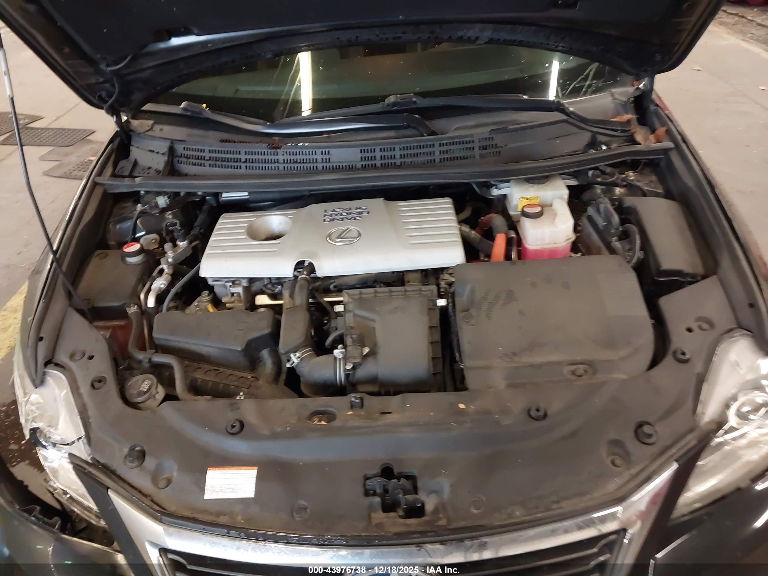 LEXUS CT image 10