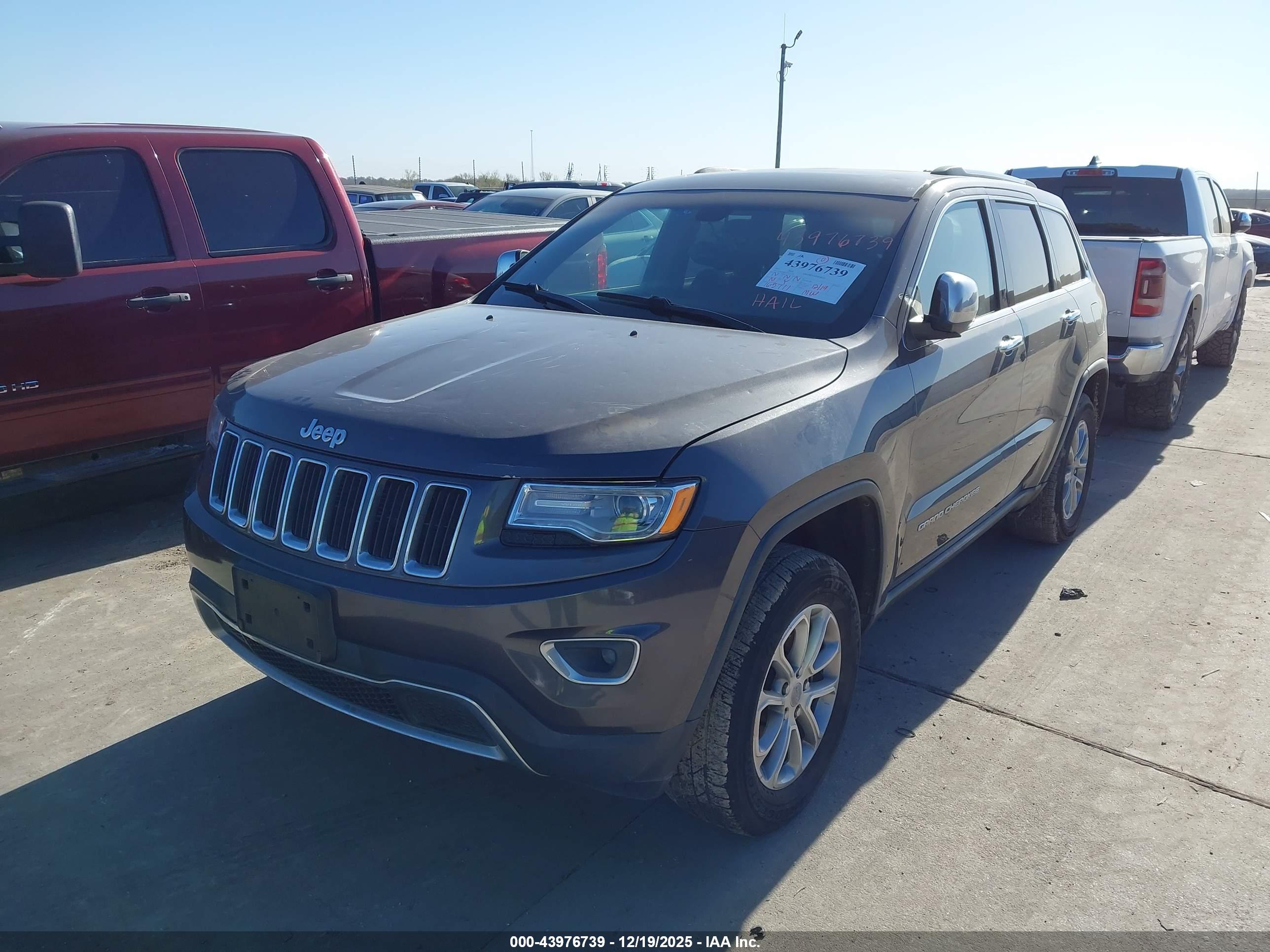 JEEP GRAND image 2
