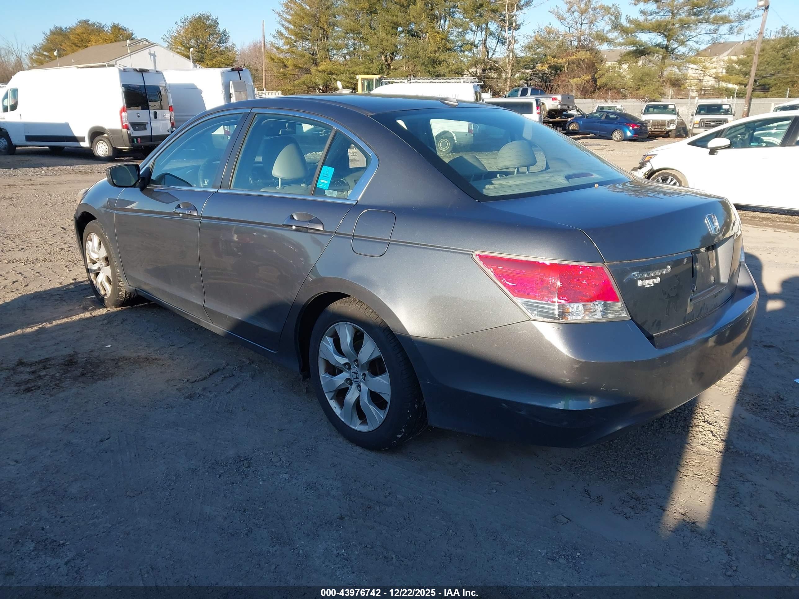 HONDA ACCORD image 3