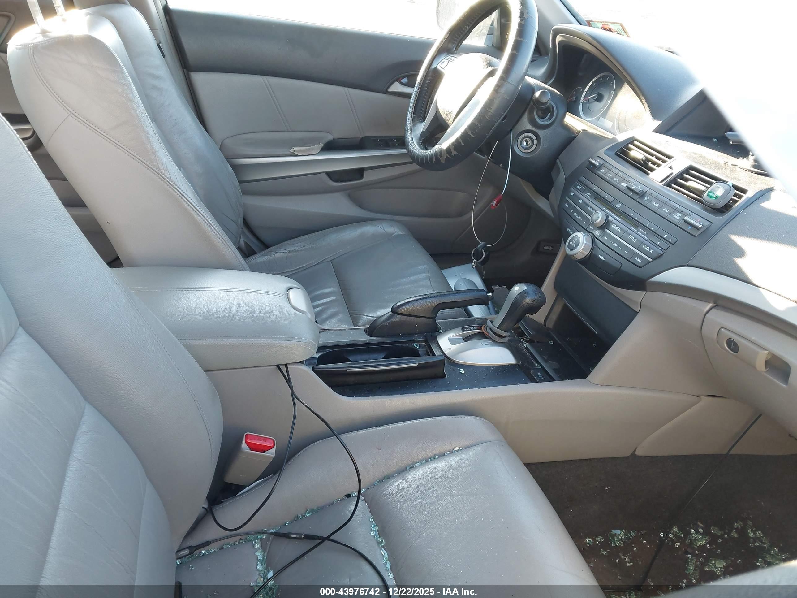 HONDA ACCORD image 5