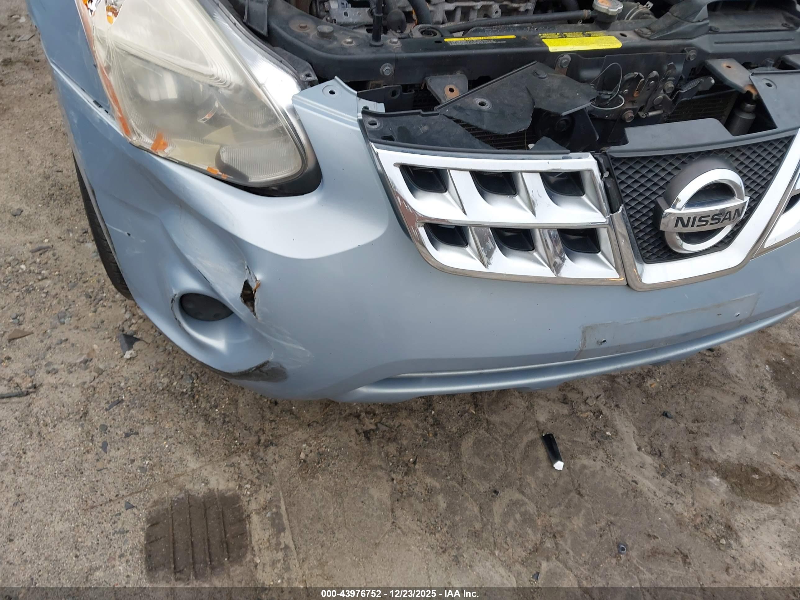 NISSAN ROGUE image 6