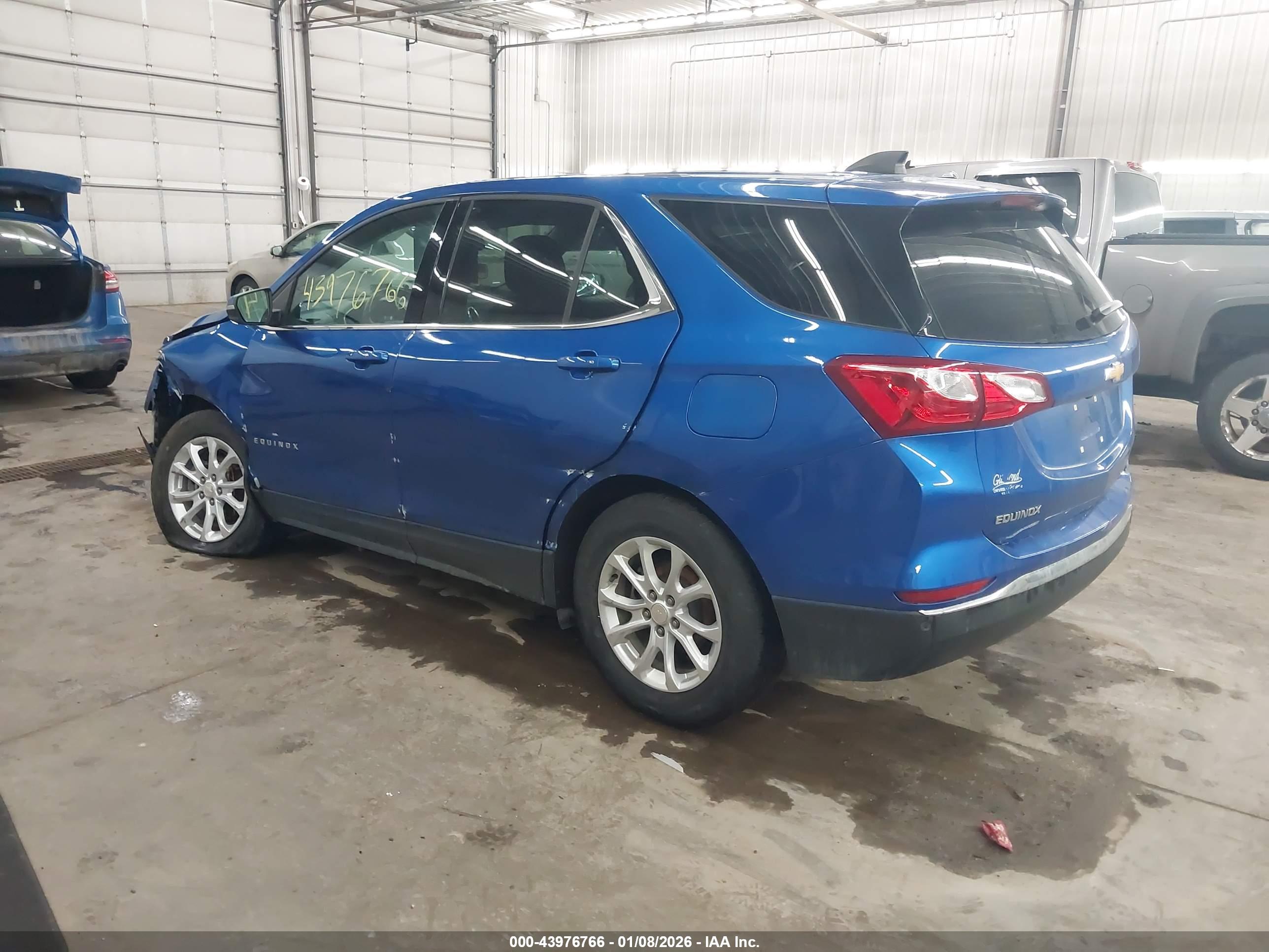 CHEVROLET EQUINOX image 3