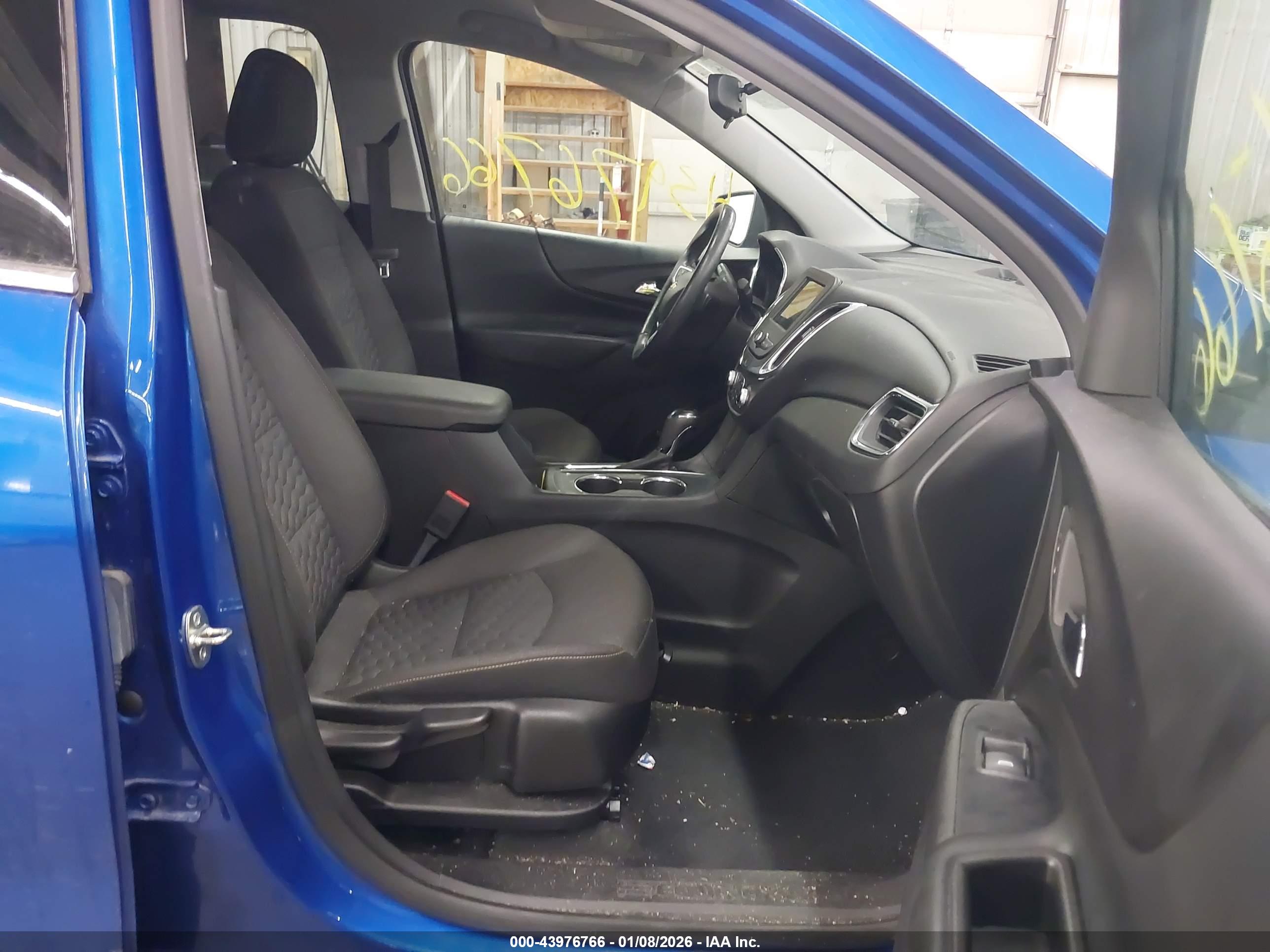 CHEVROLET EQUINOX image 5