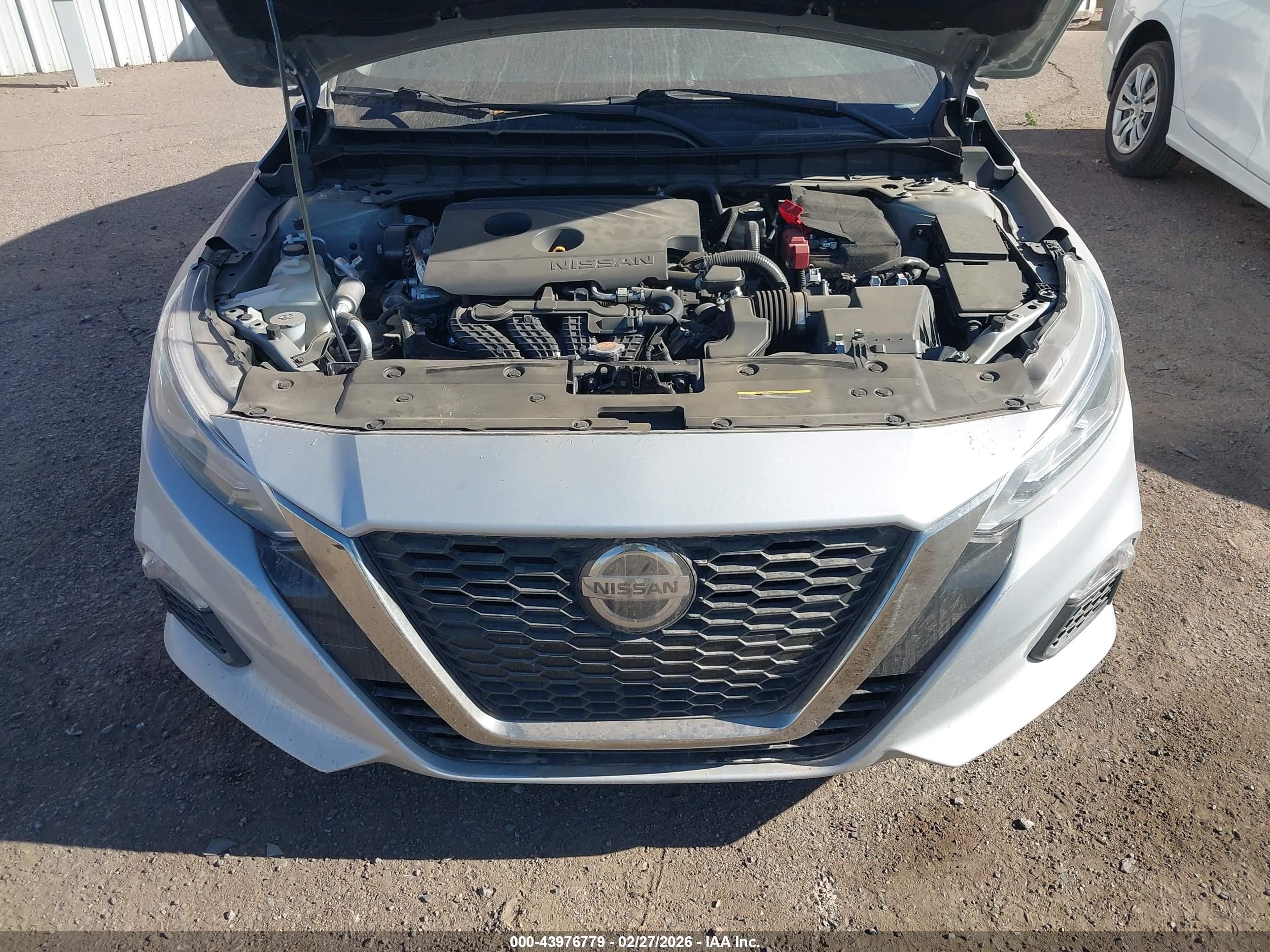 NISSAN ALTIMA image 10