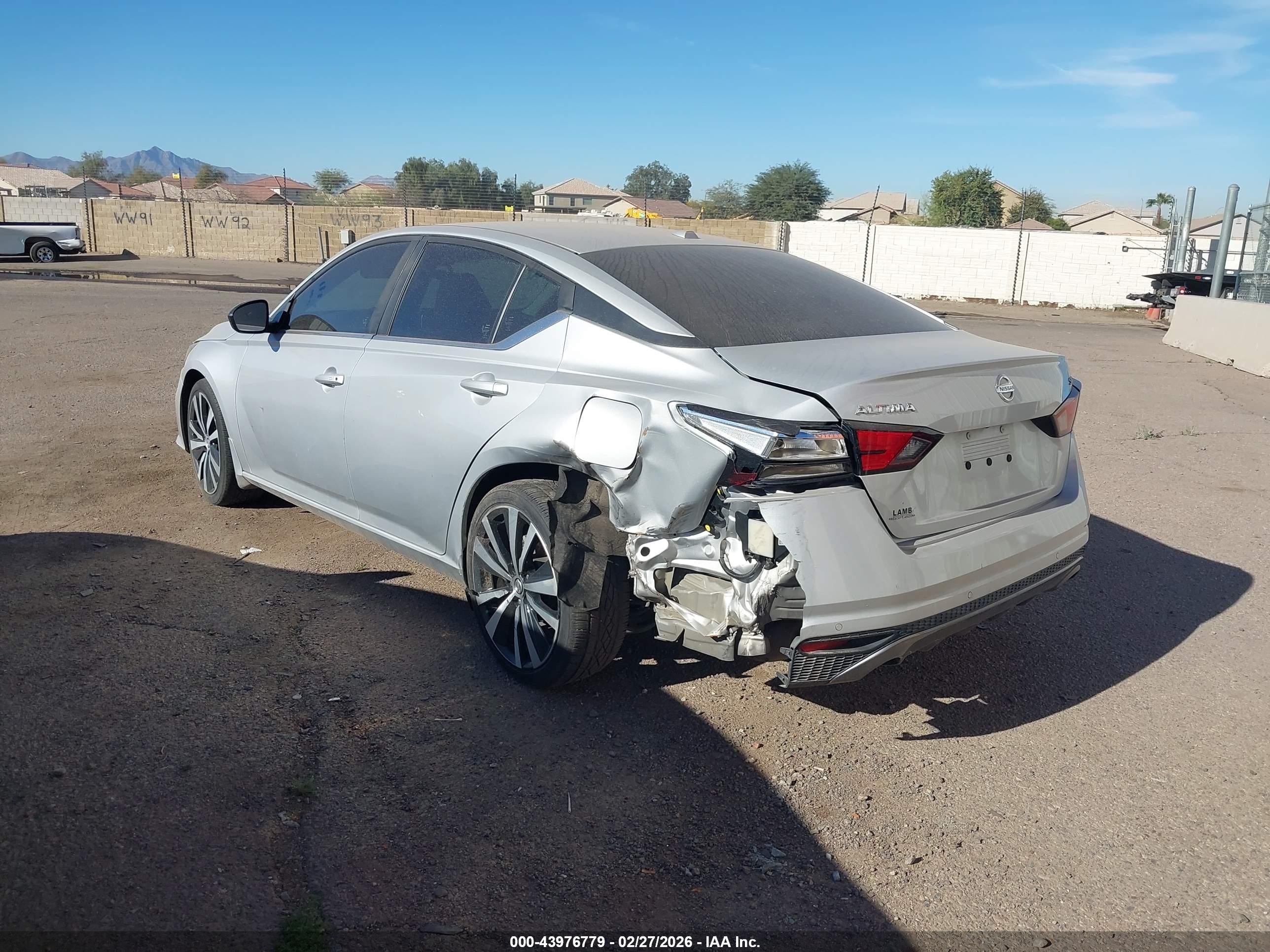 NISSAN ALTIMA image 3