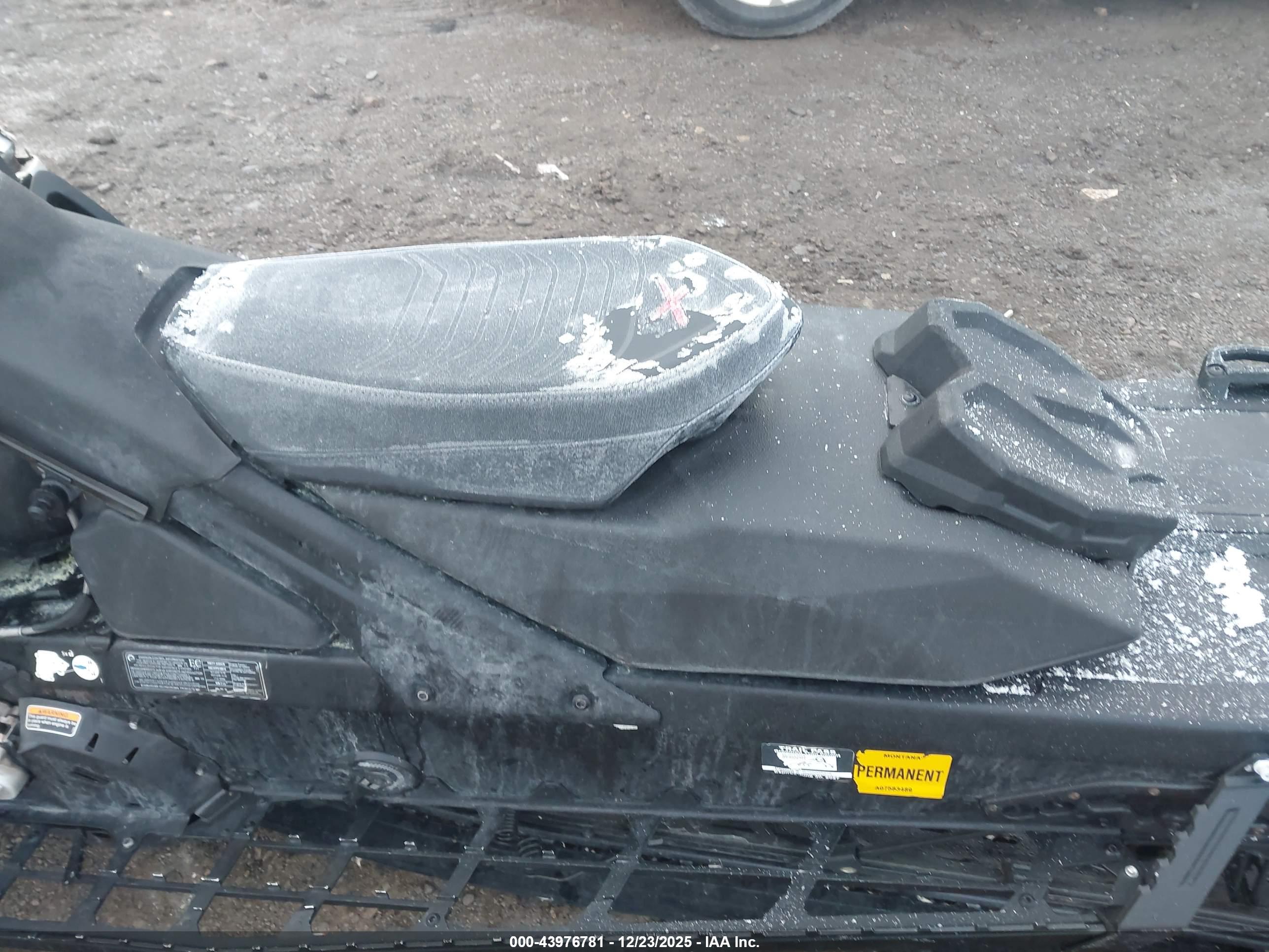 SKI-DOO SUMMIT image 5