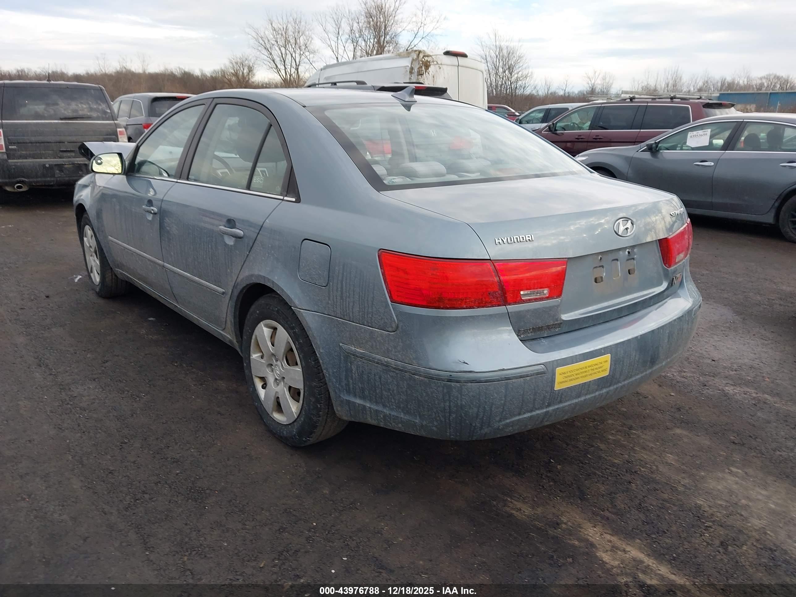 HYUNDAI SONATA image 3