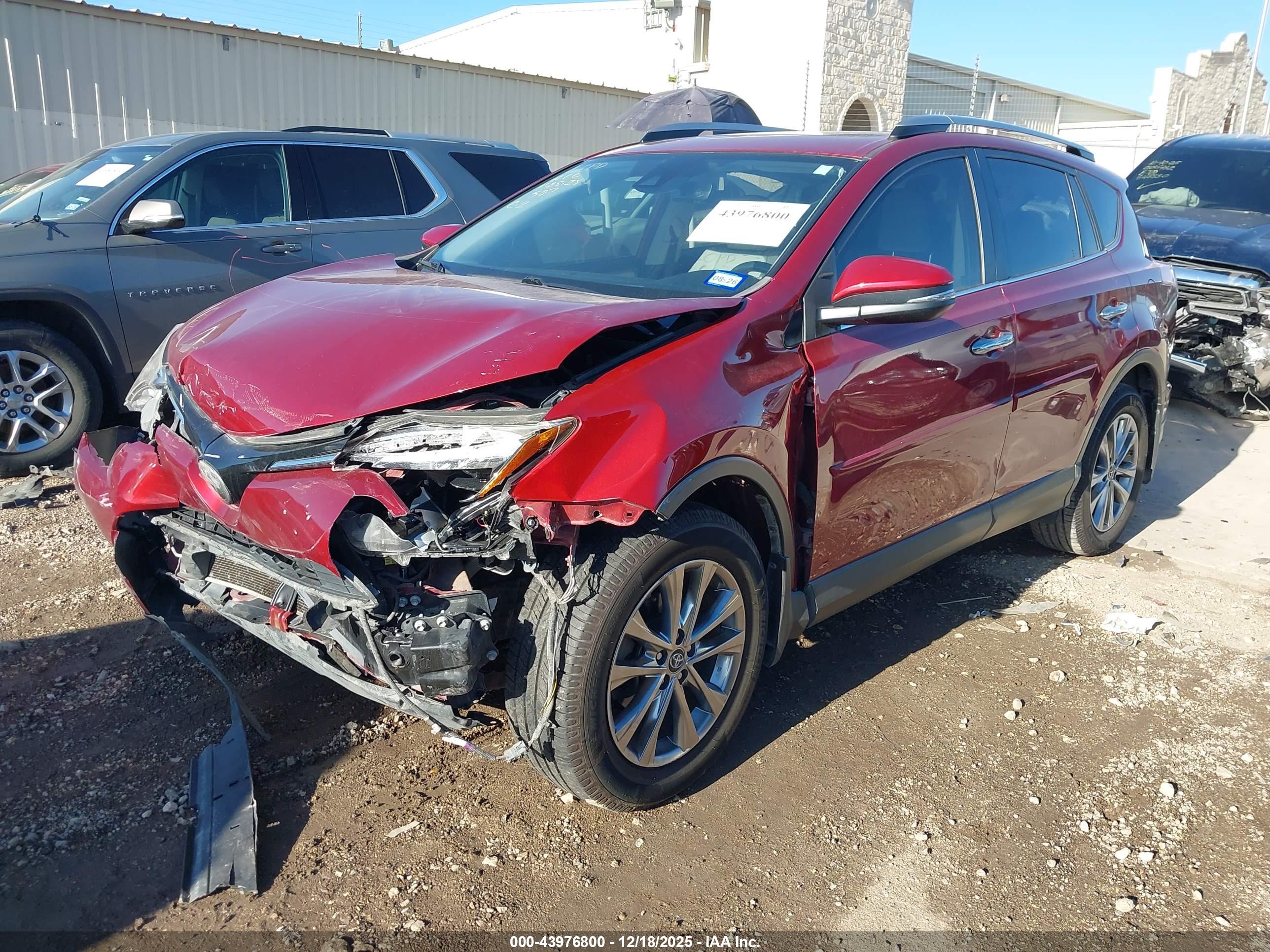 TOYOTA RAV4 image 2