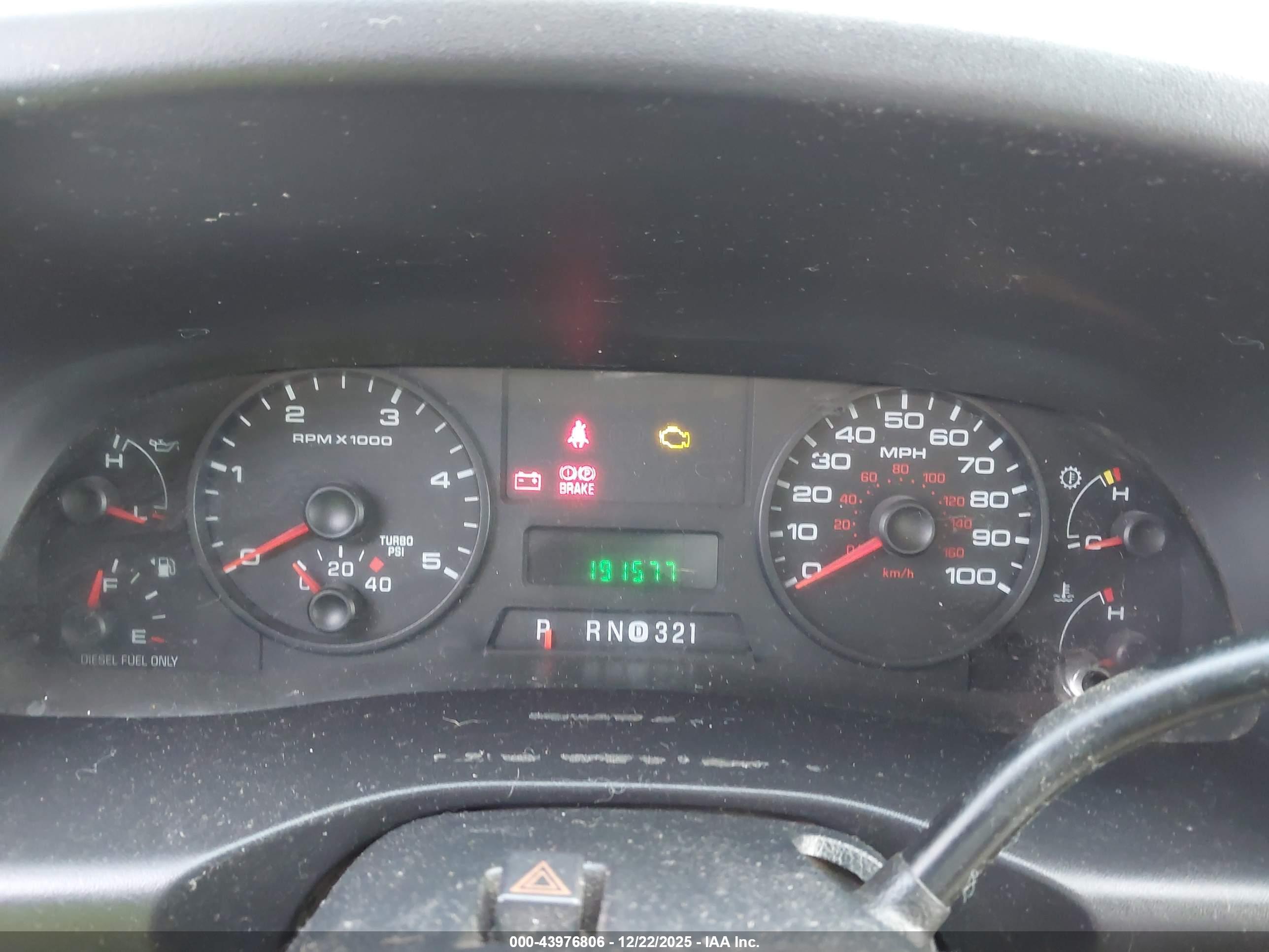 FORD F-250 image 7