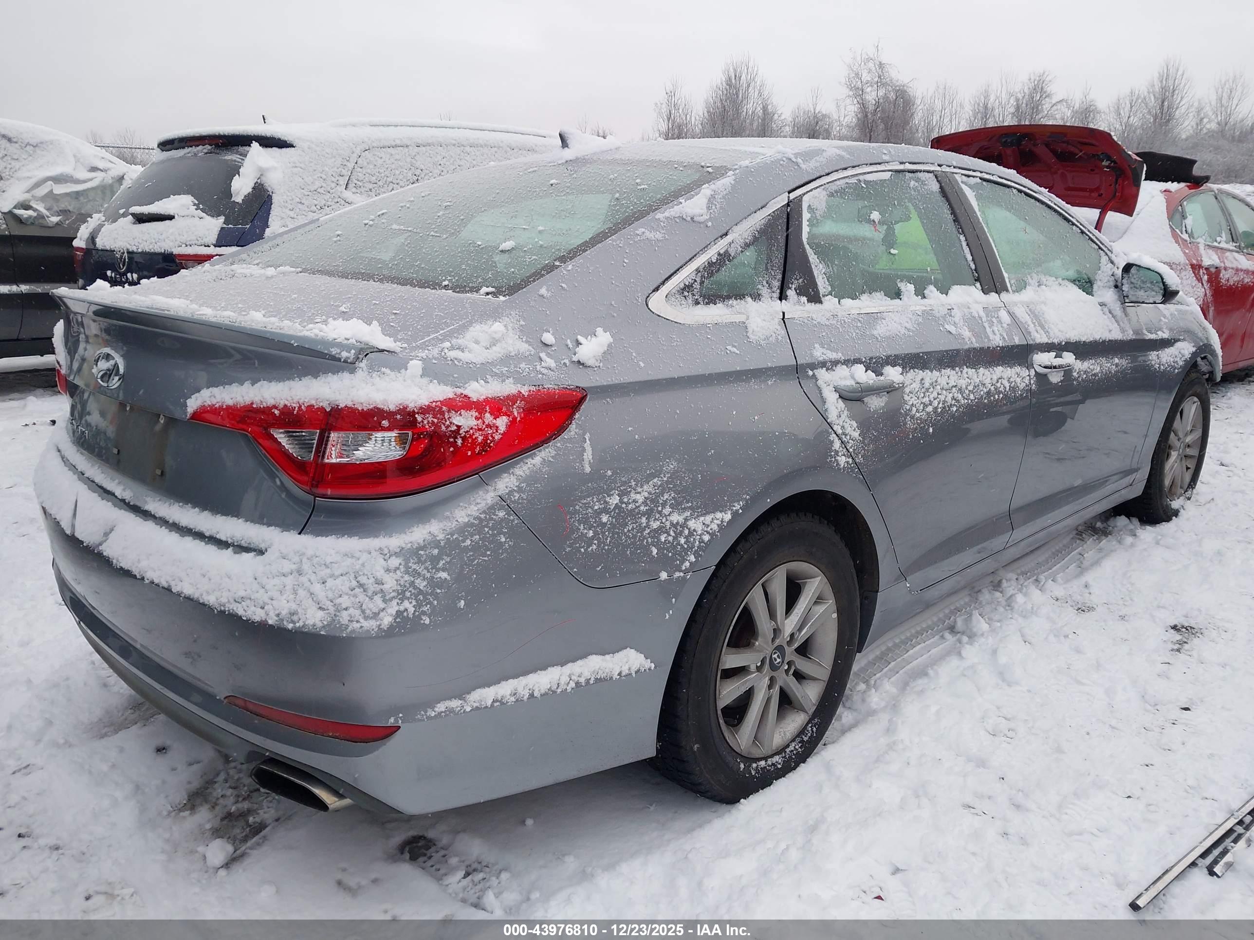 HYUNDAI SONATA image 4