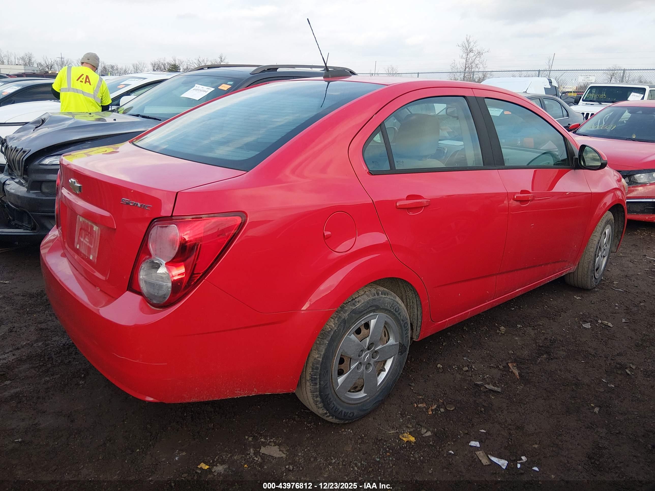CHEVROLET SONIC image 4