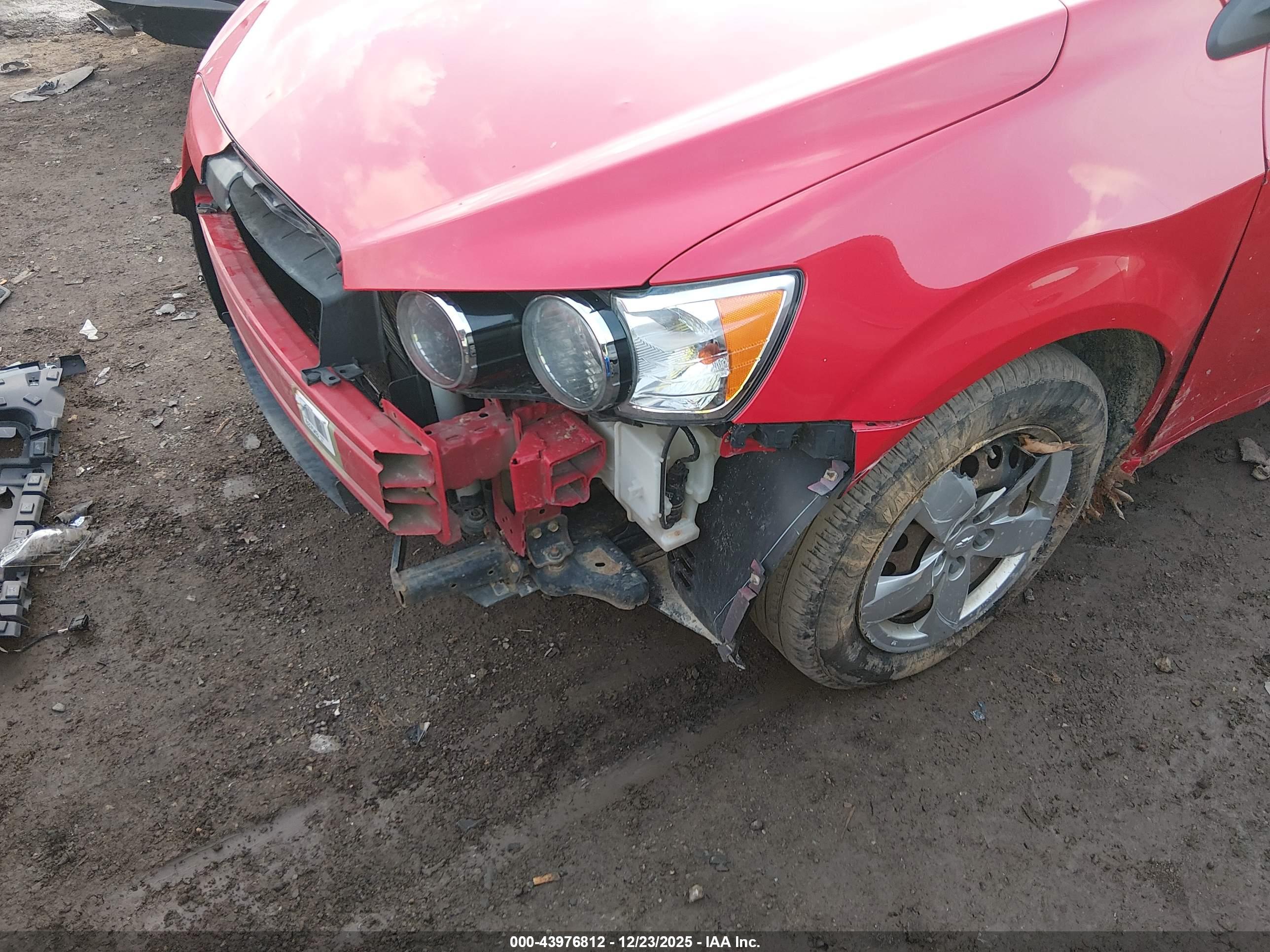 CHEVROLET SONIC image 6
