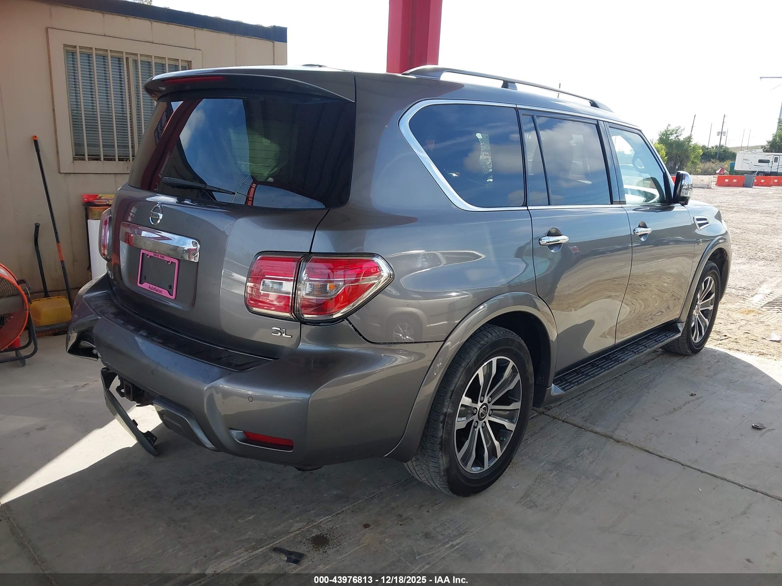 NISSAN ARMADA image 4