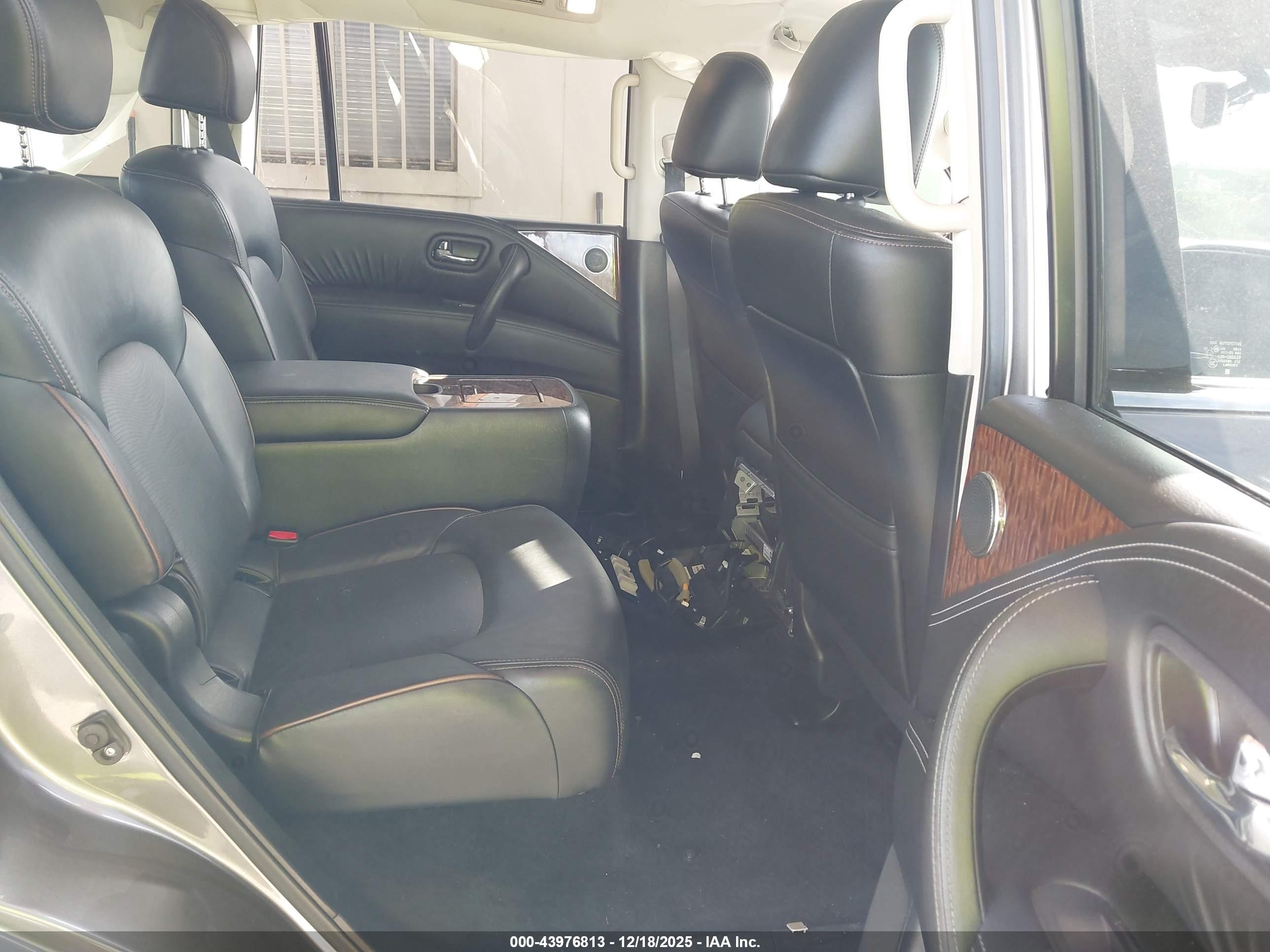 NISSAN ARMADA image 8
