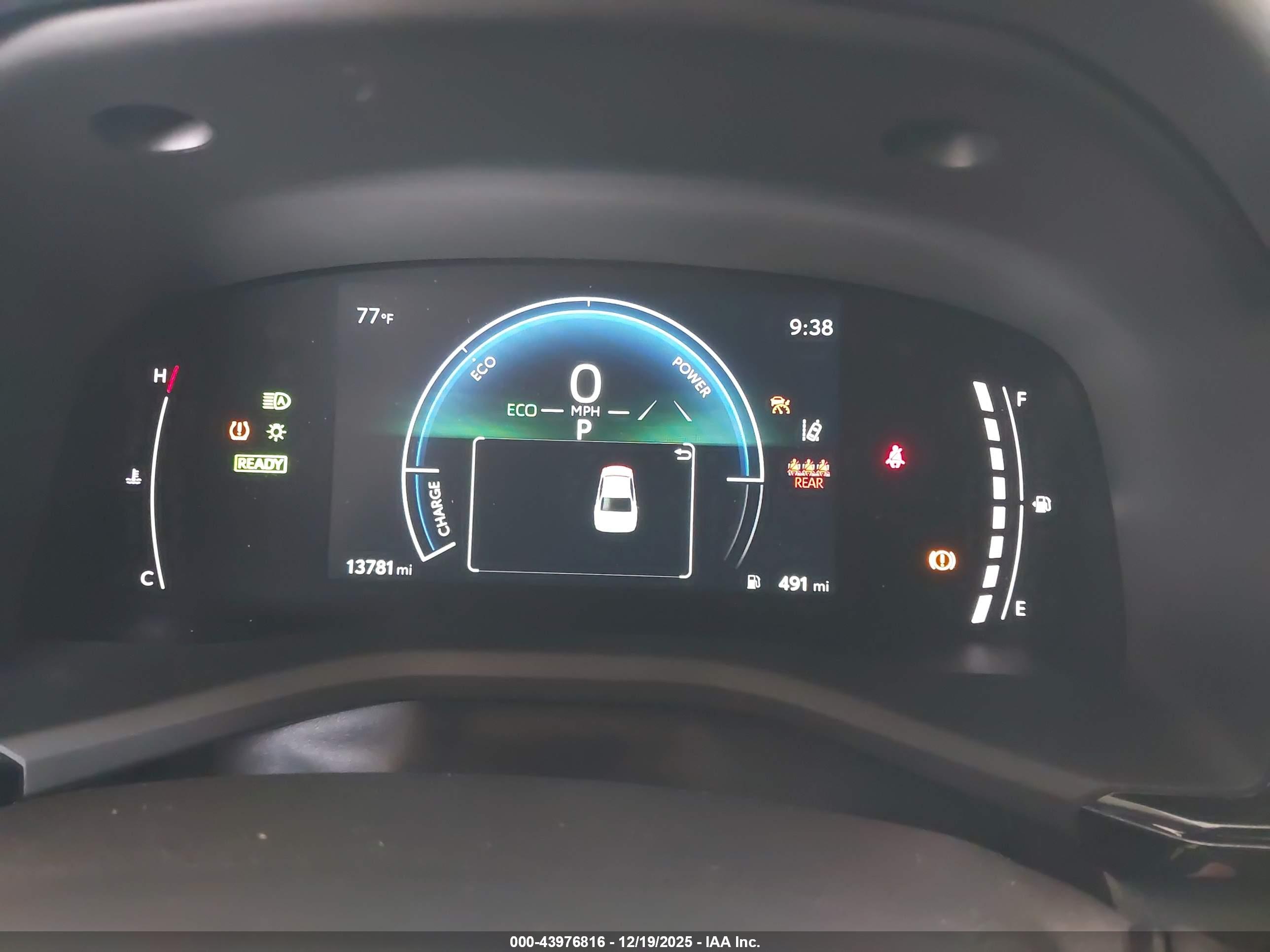 TOYOTA CAMRY image 7
