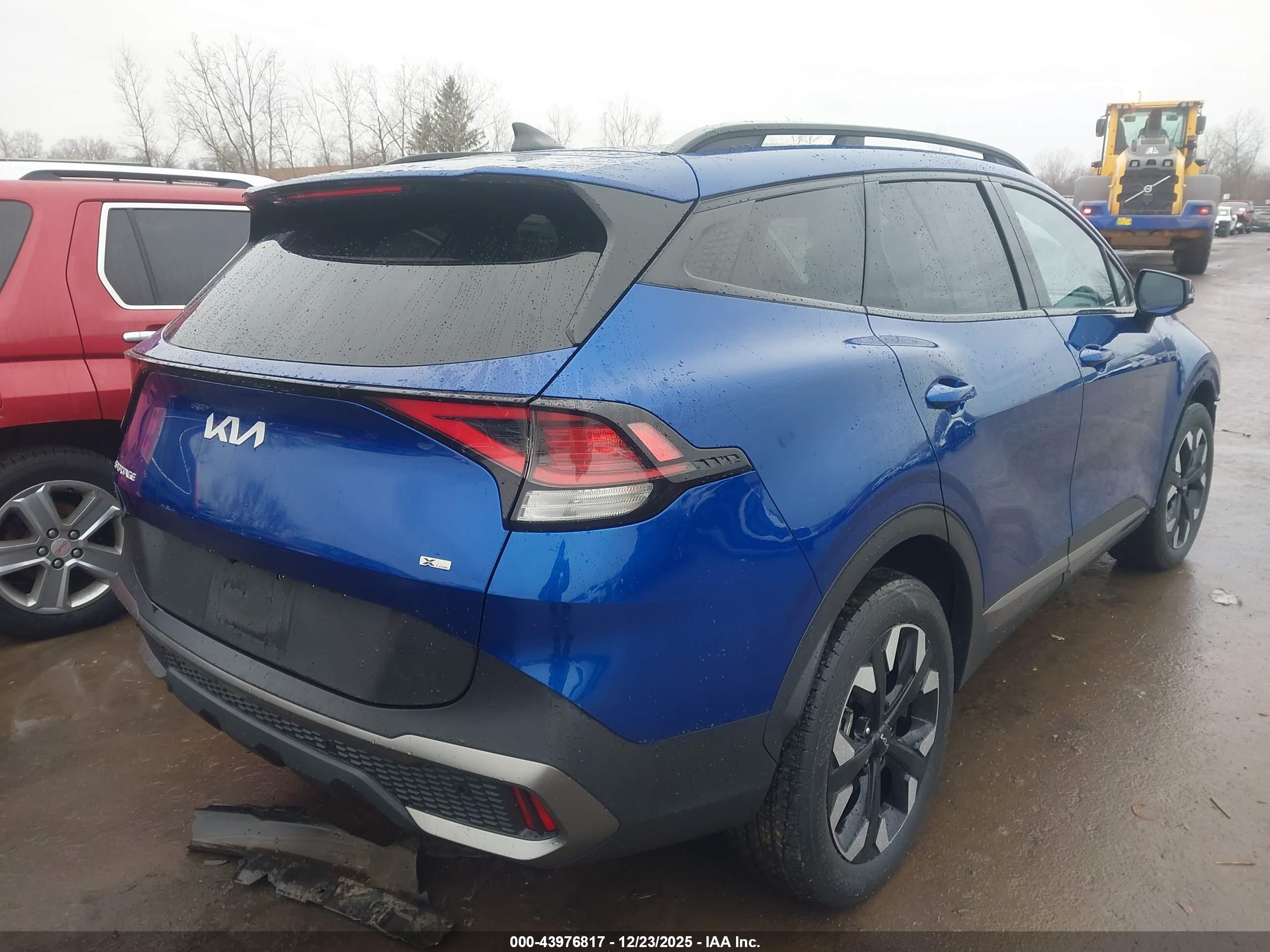 KIA SPORTAGE image 4