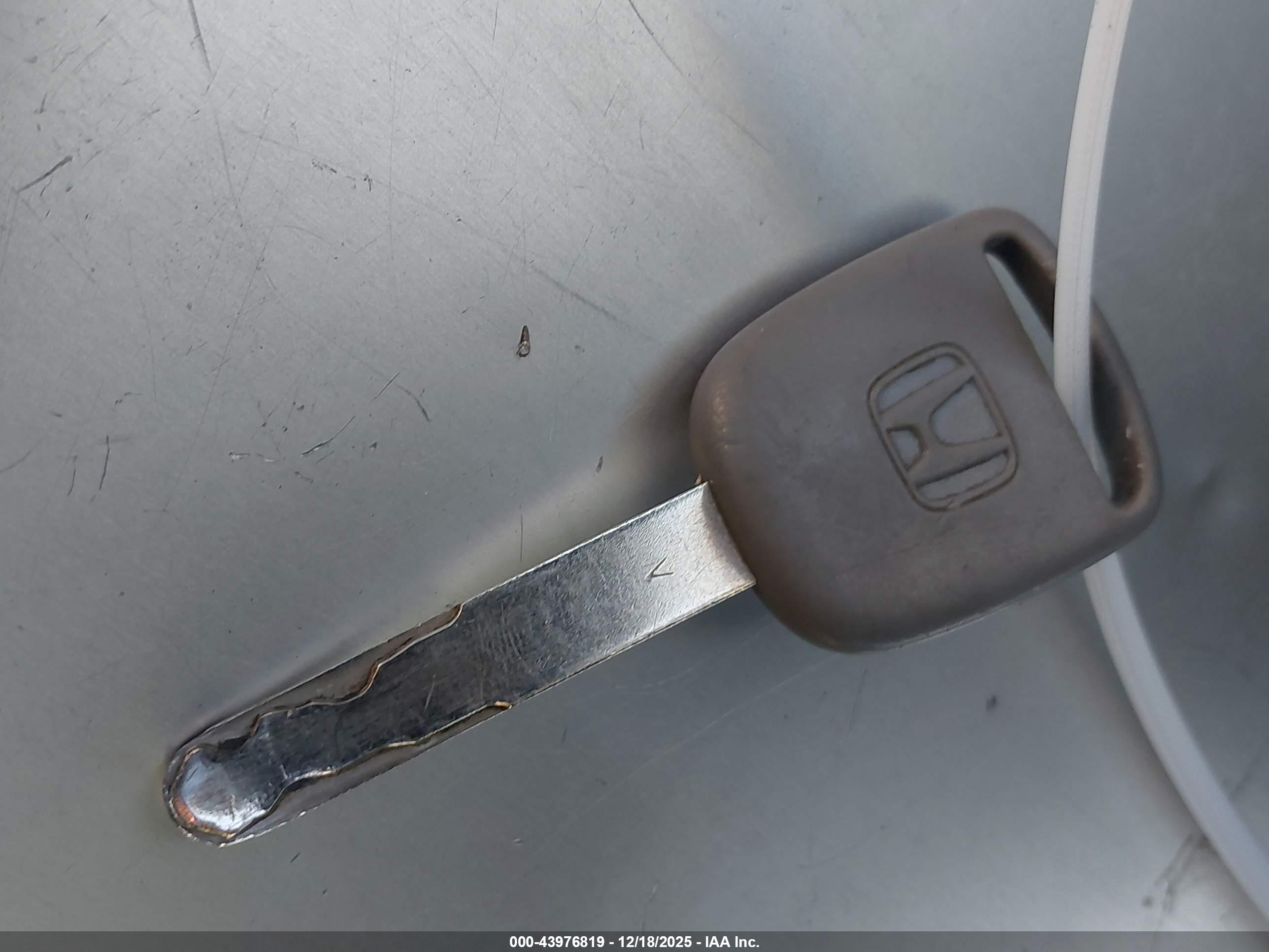 HONDA CIVIC image 11