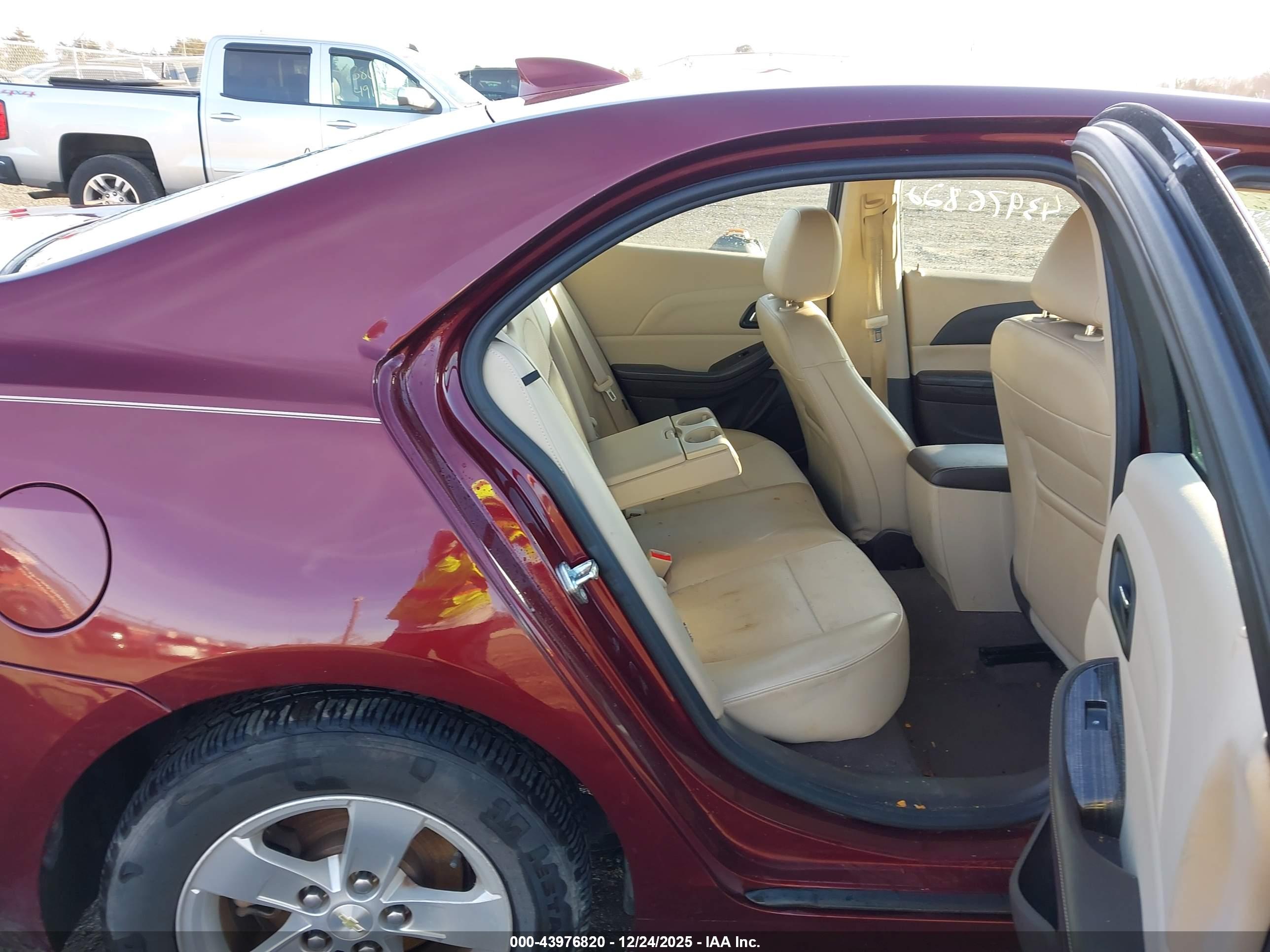 CHEVROLET MALIBU image 8