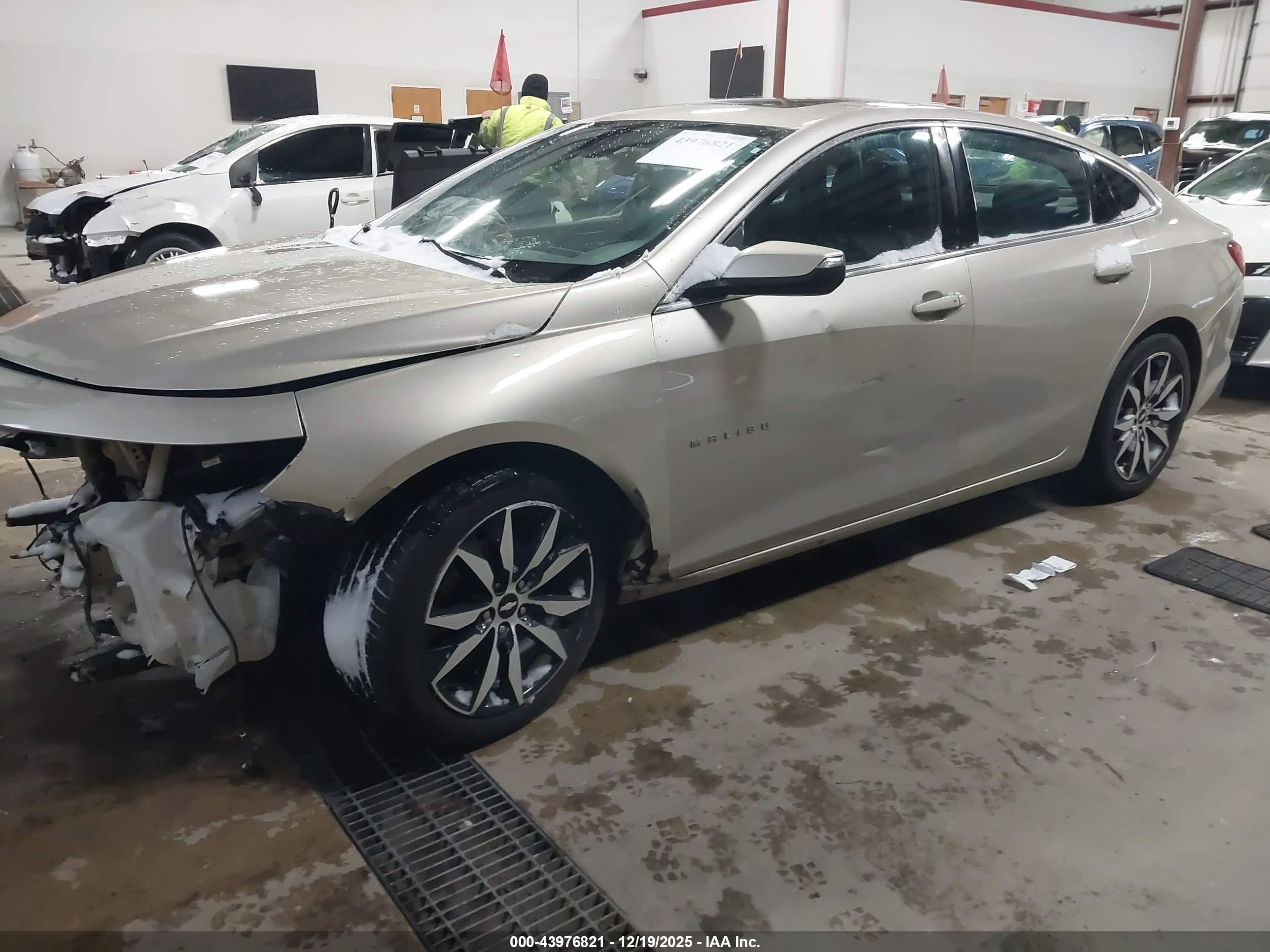 CHEVROLET MALIBU image 2