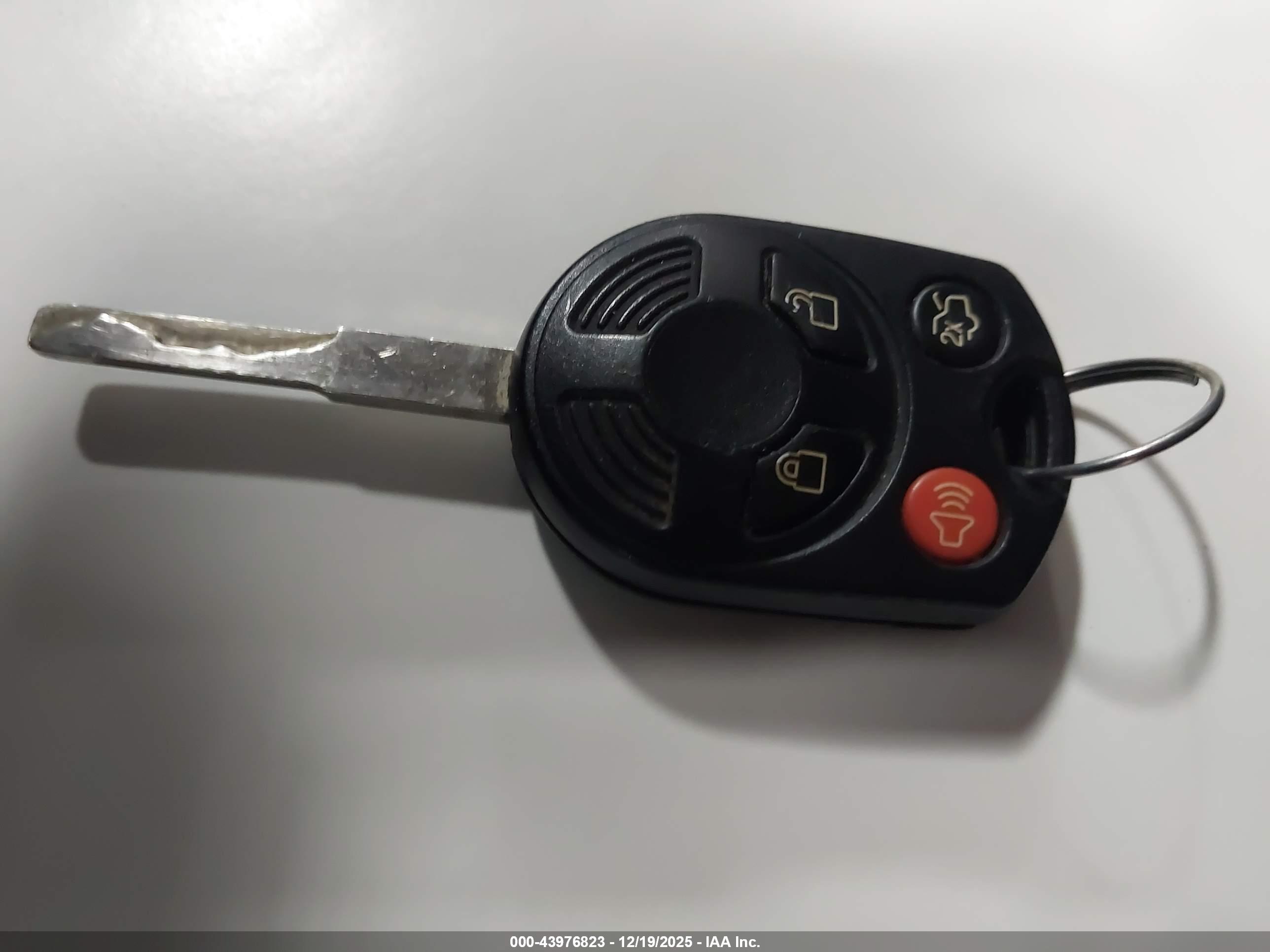 FORD FOCUS image 11