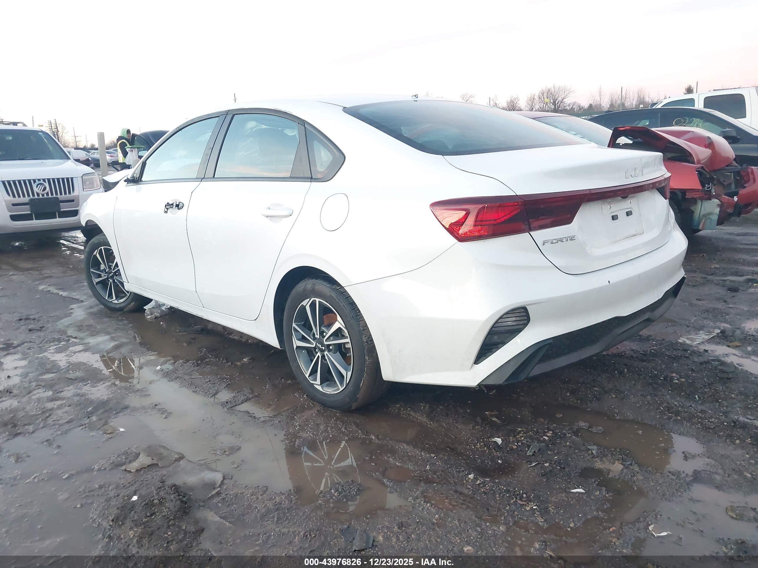 KIA FORTE image 3