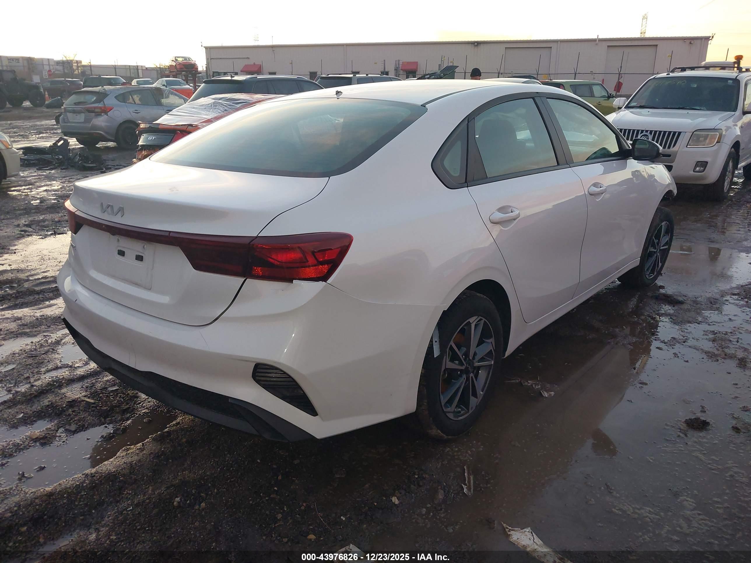 KIA FORTE image 4